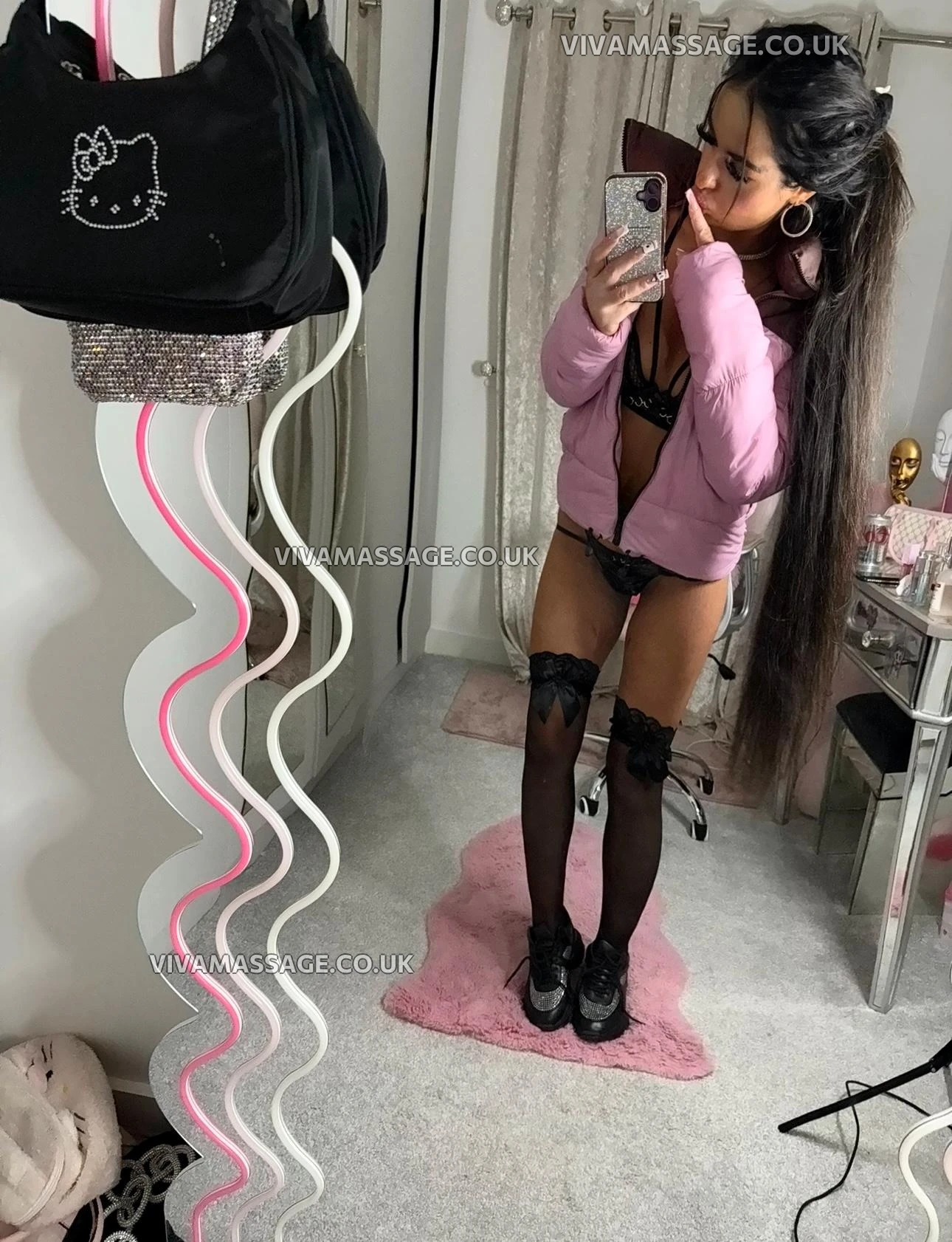 Photo 70 of EnglishBarbieVioletX