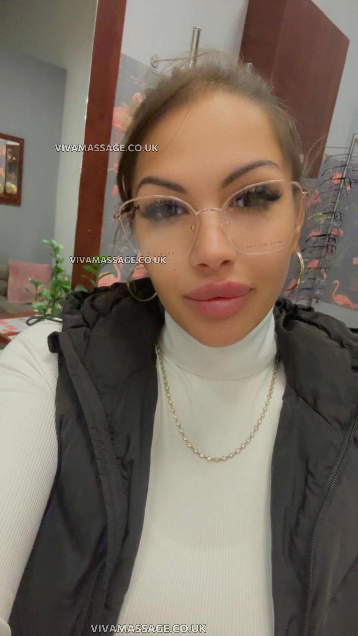 Photo 6 of Real_Beauty_Pamela