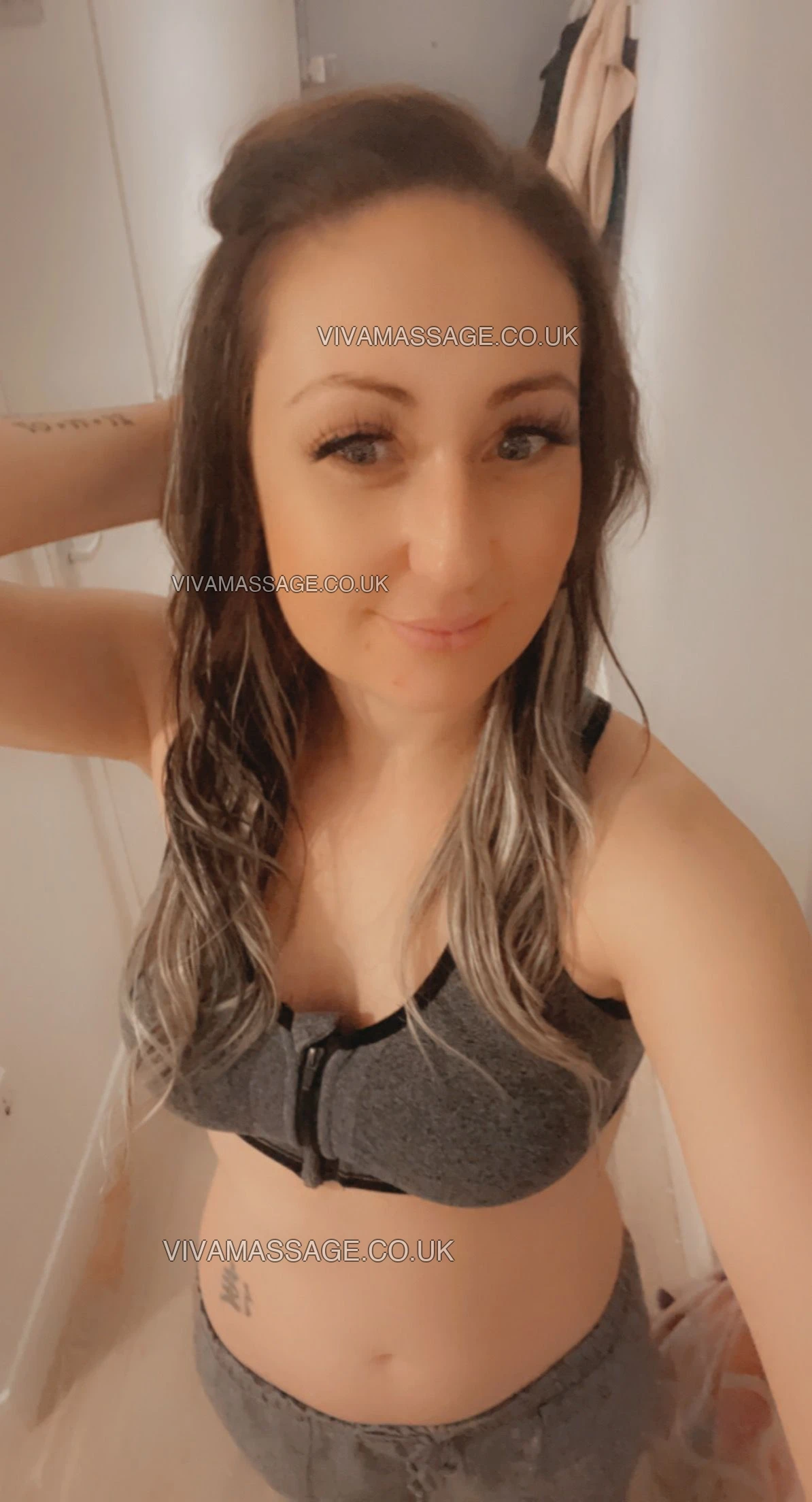 Photo 25 of Charlot_James