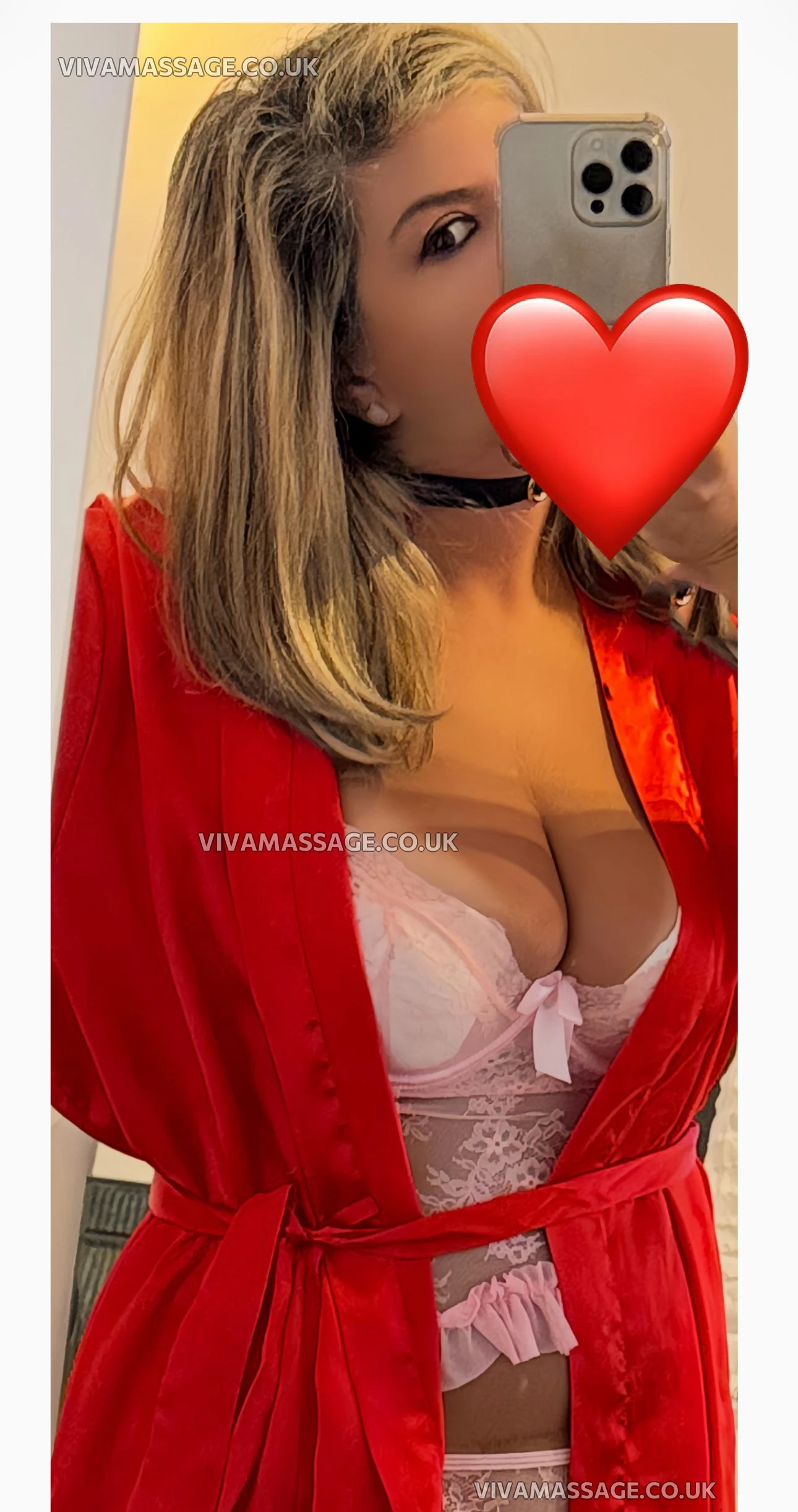 Photo 5 of luscious emily