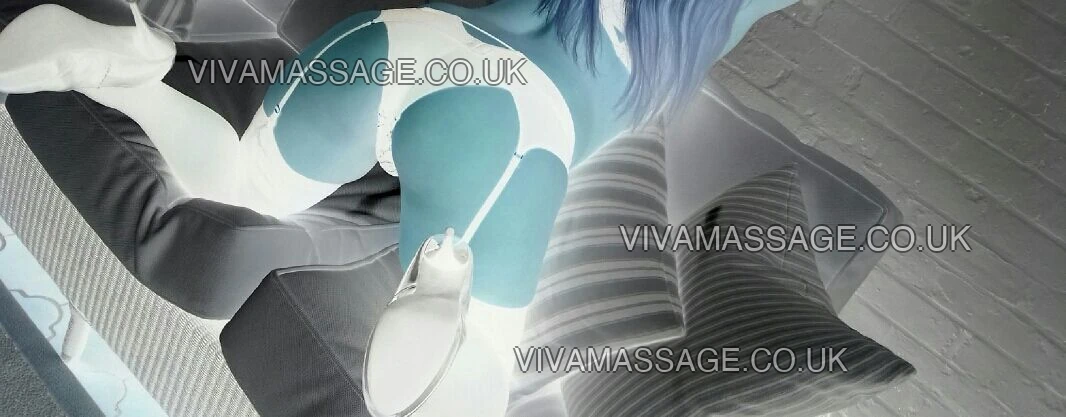 Photo 8 of English Honeyxx