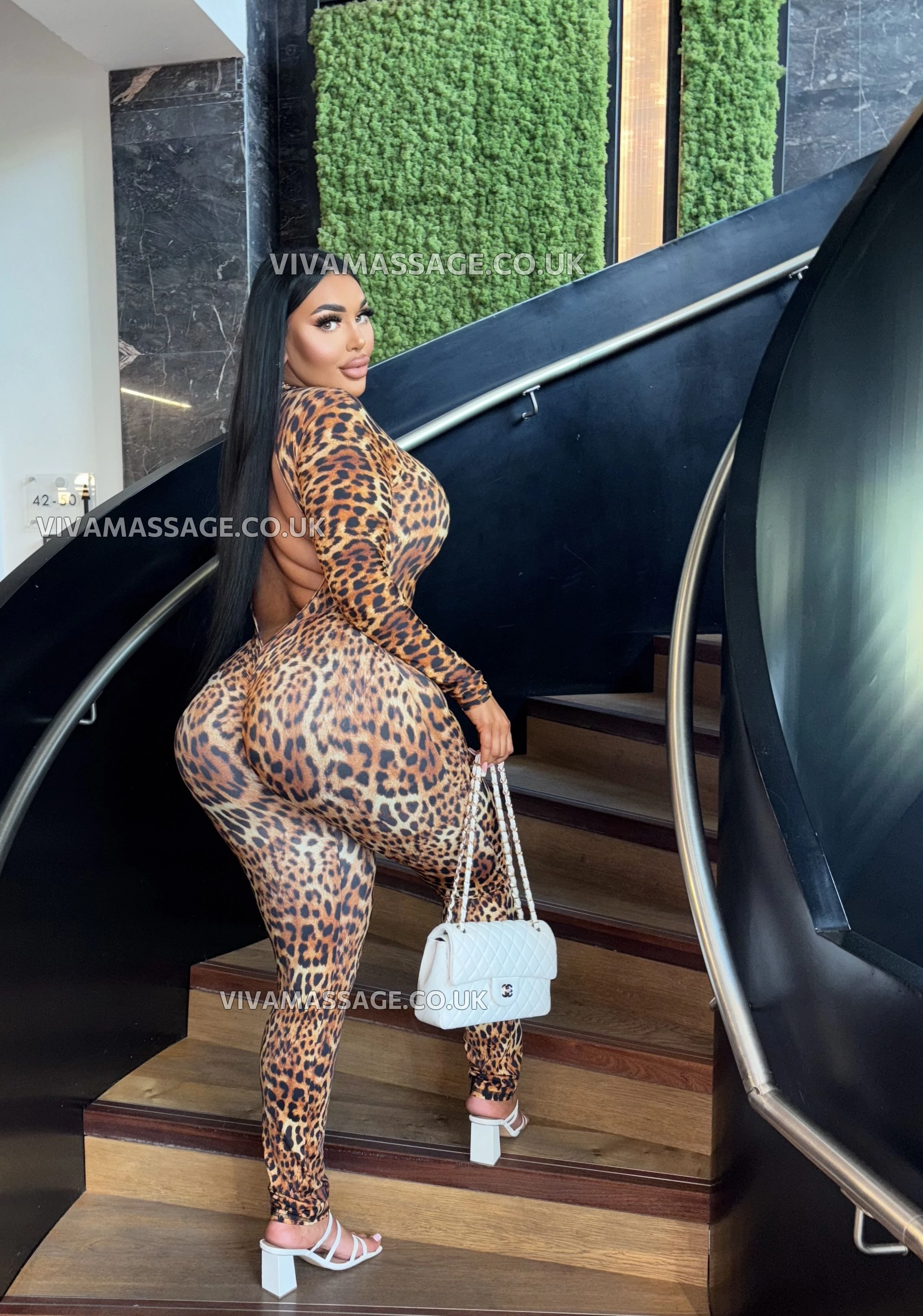 Photo 12 of VIP-ELLIE-CHLOE