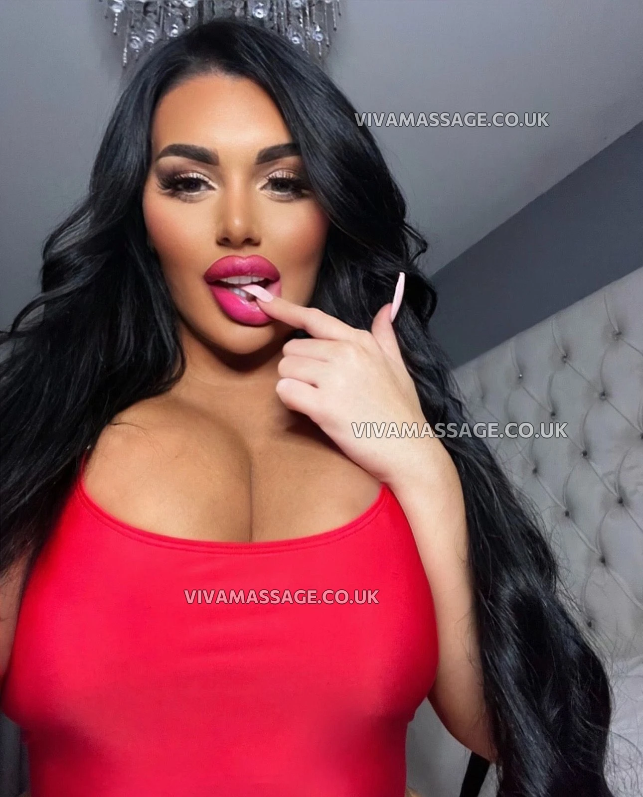 Photo 11 of VIP-ELLIE-CHLOE