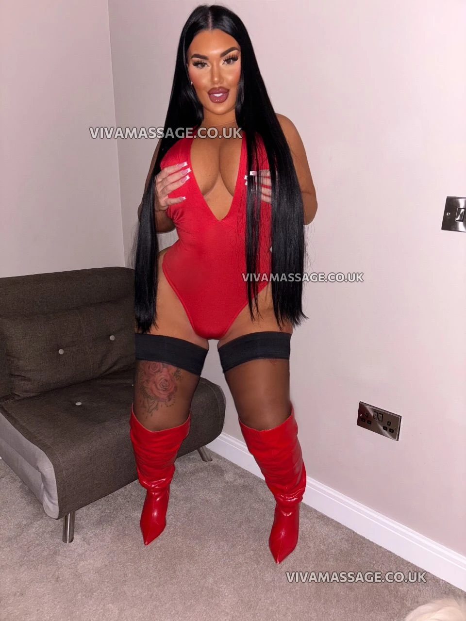 Photo 19 of VIP-ELLIE-CHLOE