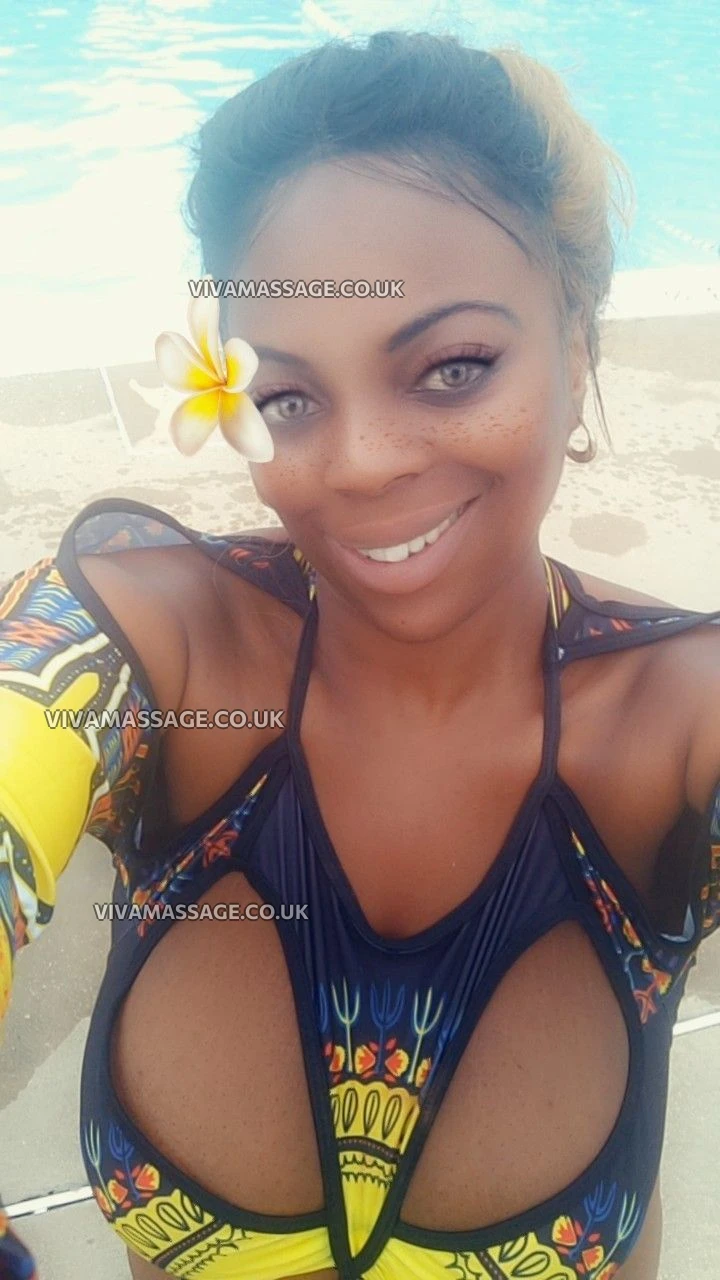 Photo 87 of Karismah