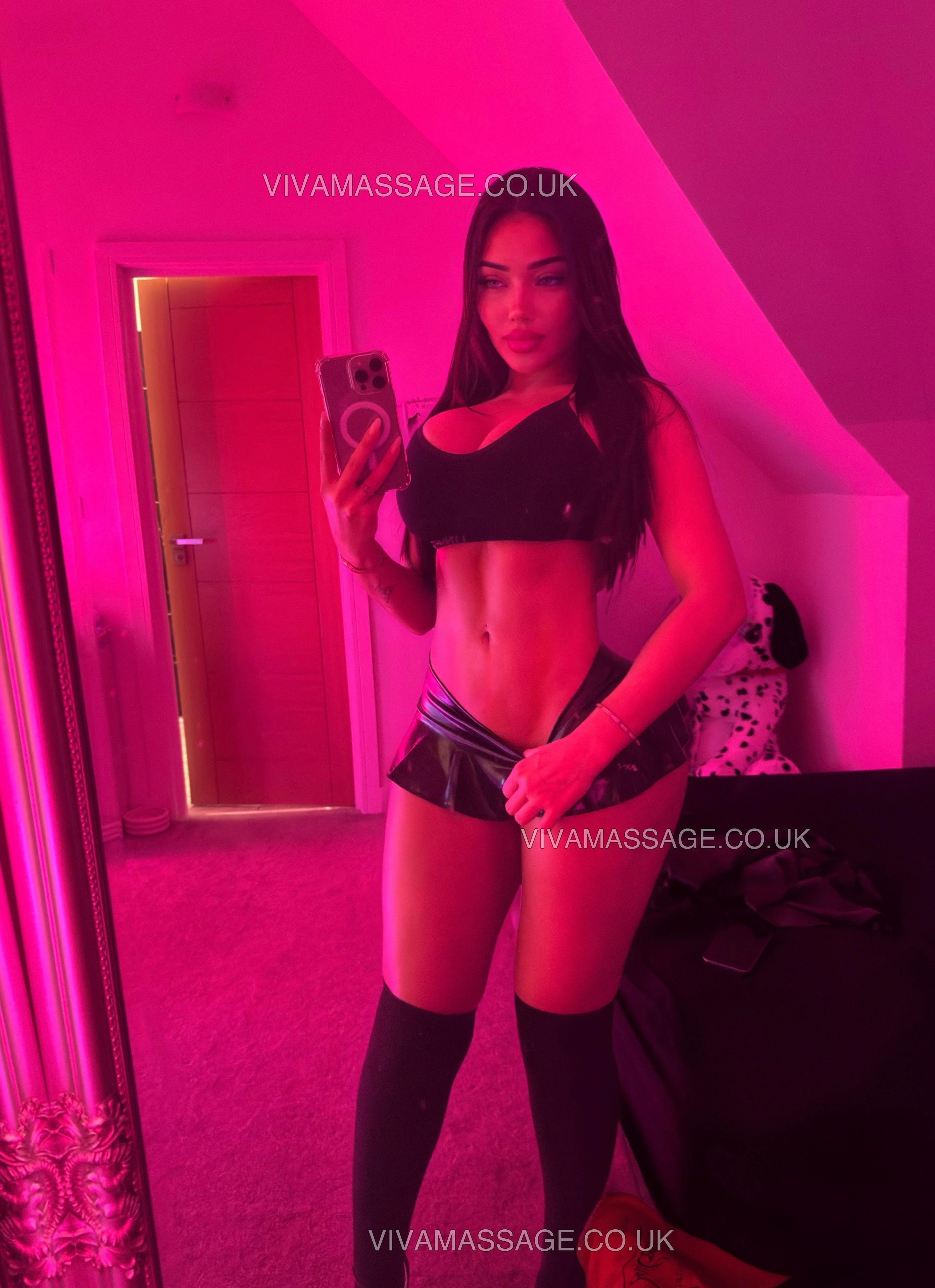 Photo 1 of BritishPlaymateAmber