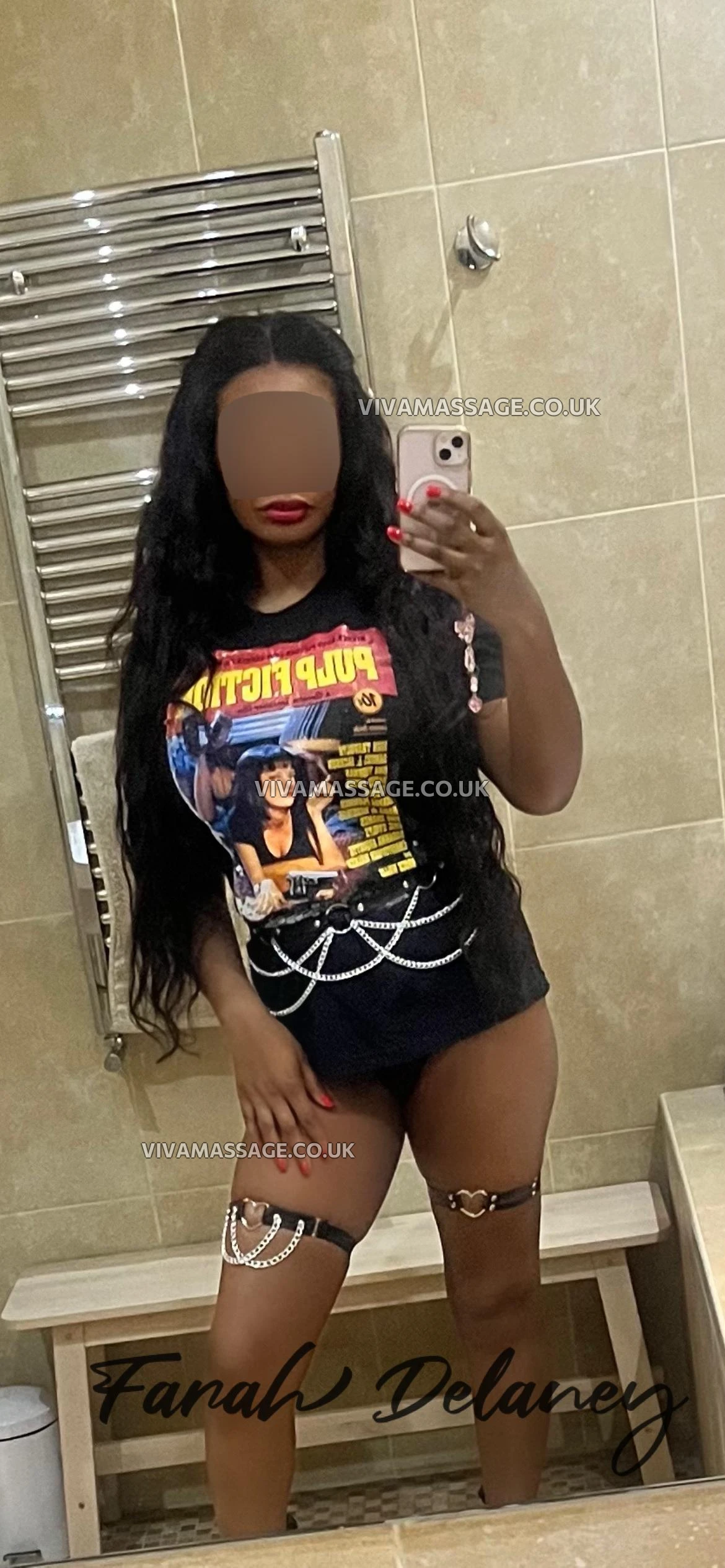 Photo 9 of FarahDelaney