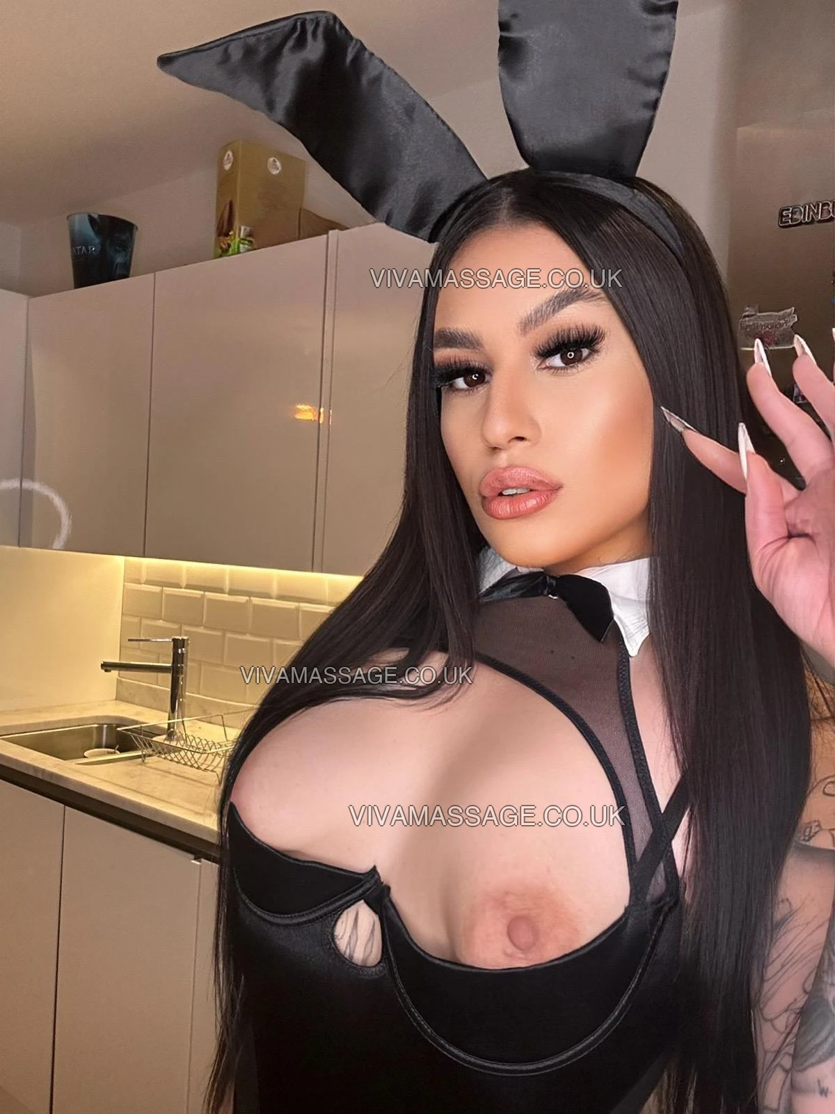 Photo 38 of Barbara Furtunato