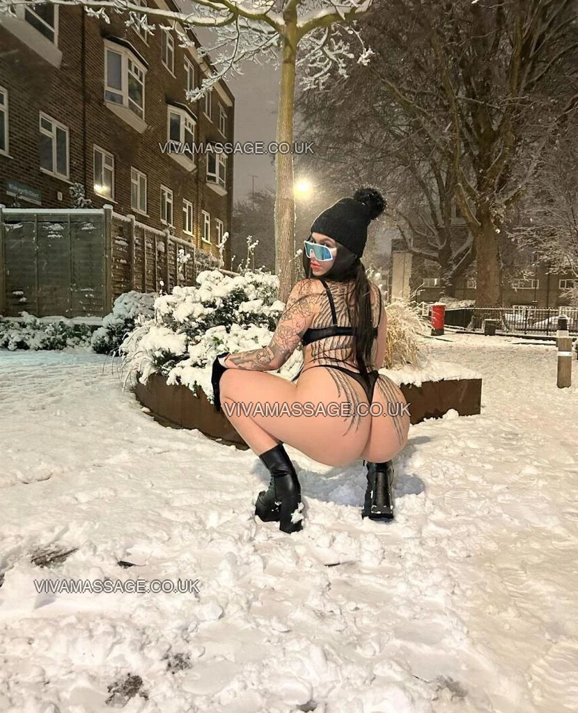 Photo 41 of Barbara Furtunato