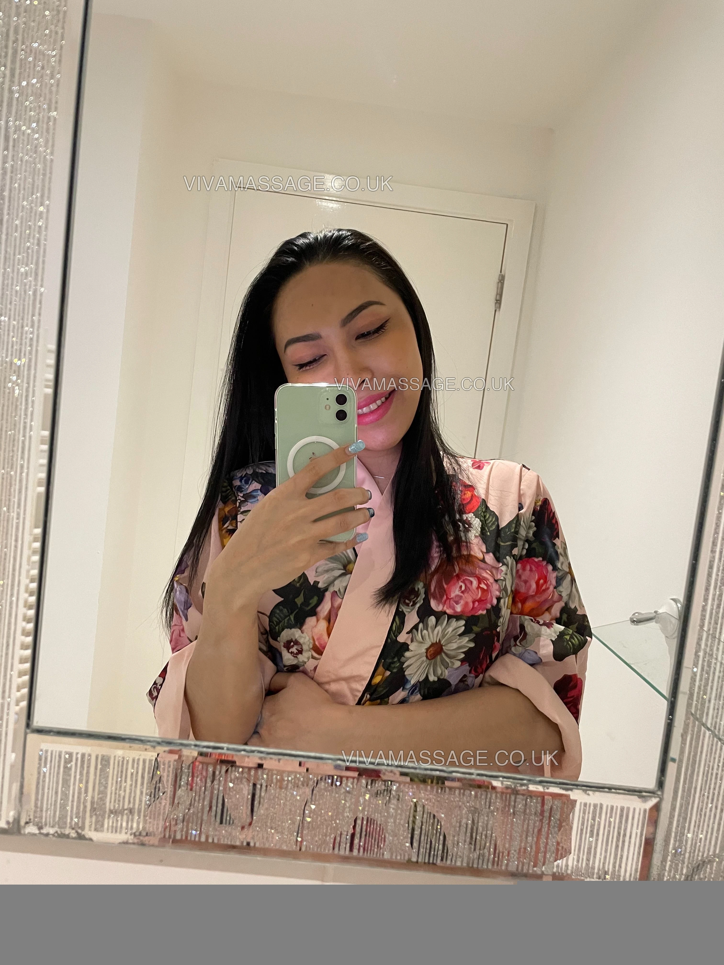 Photo 11 of TS JASMIN MASSAGE