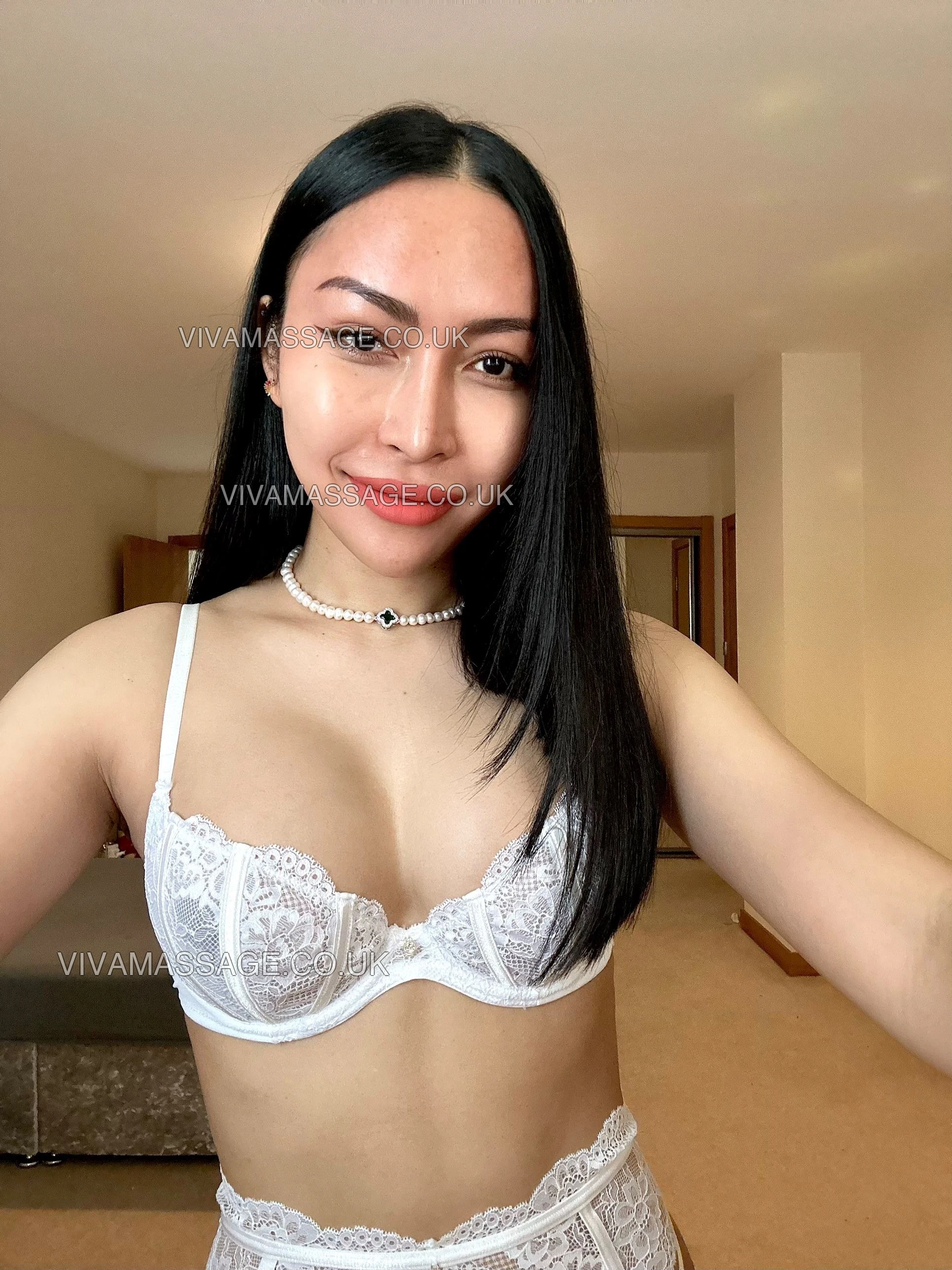 Photo 17 of TS JASMIN MASSAGE