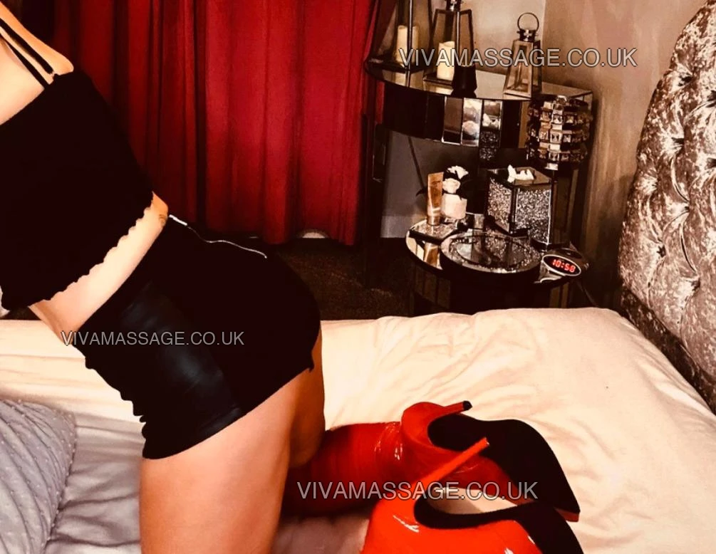 Photo 25 of Miss      Jade