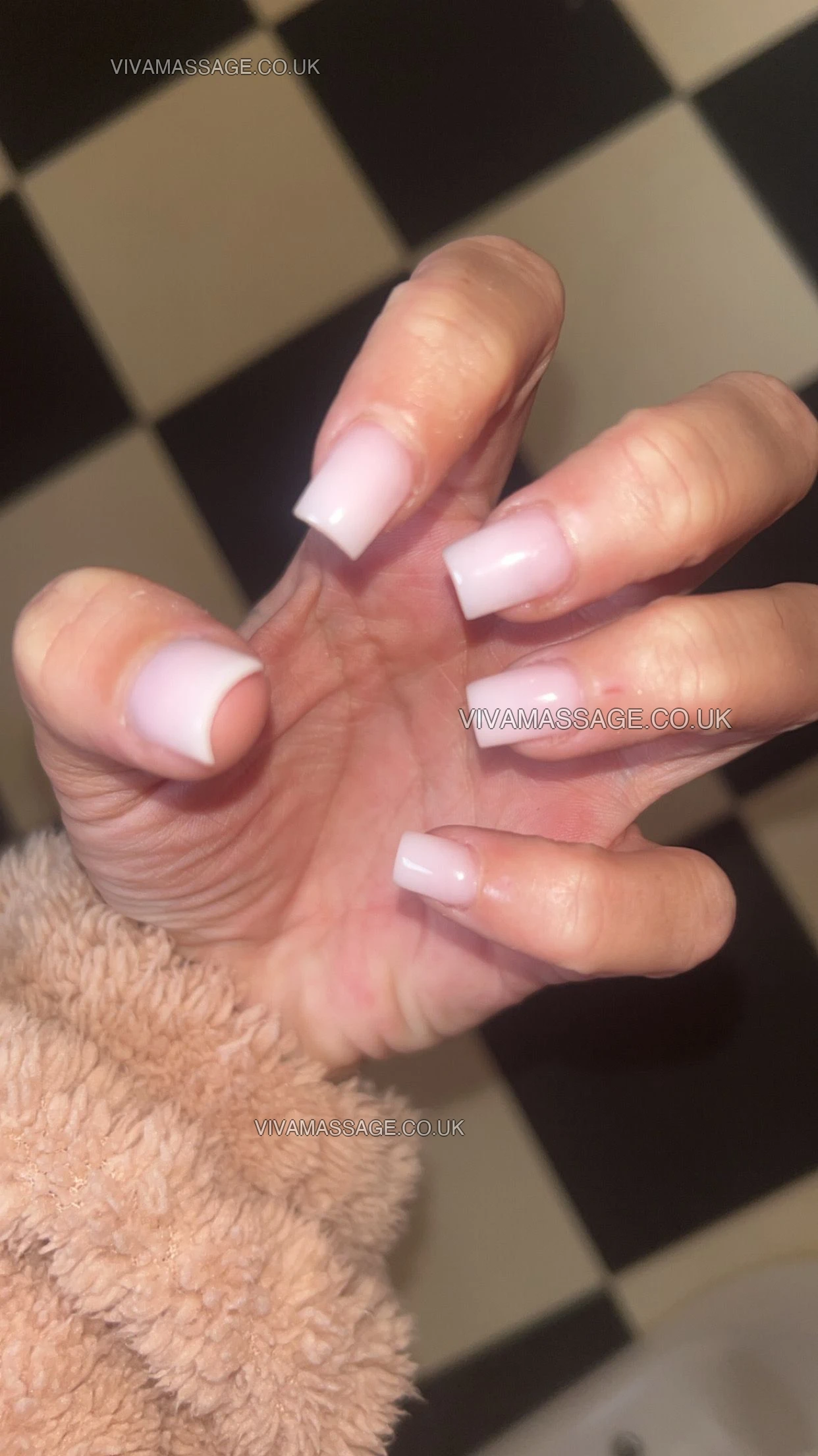 Photo 28 of EnglishBeckz