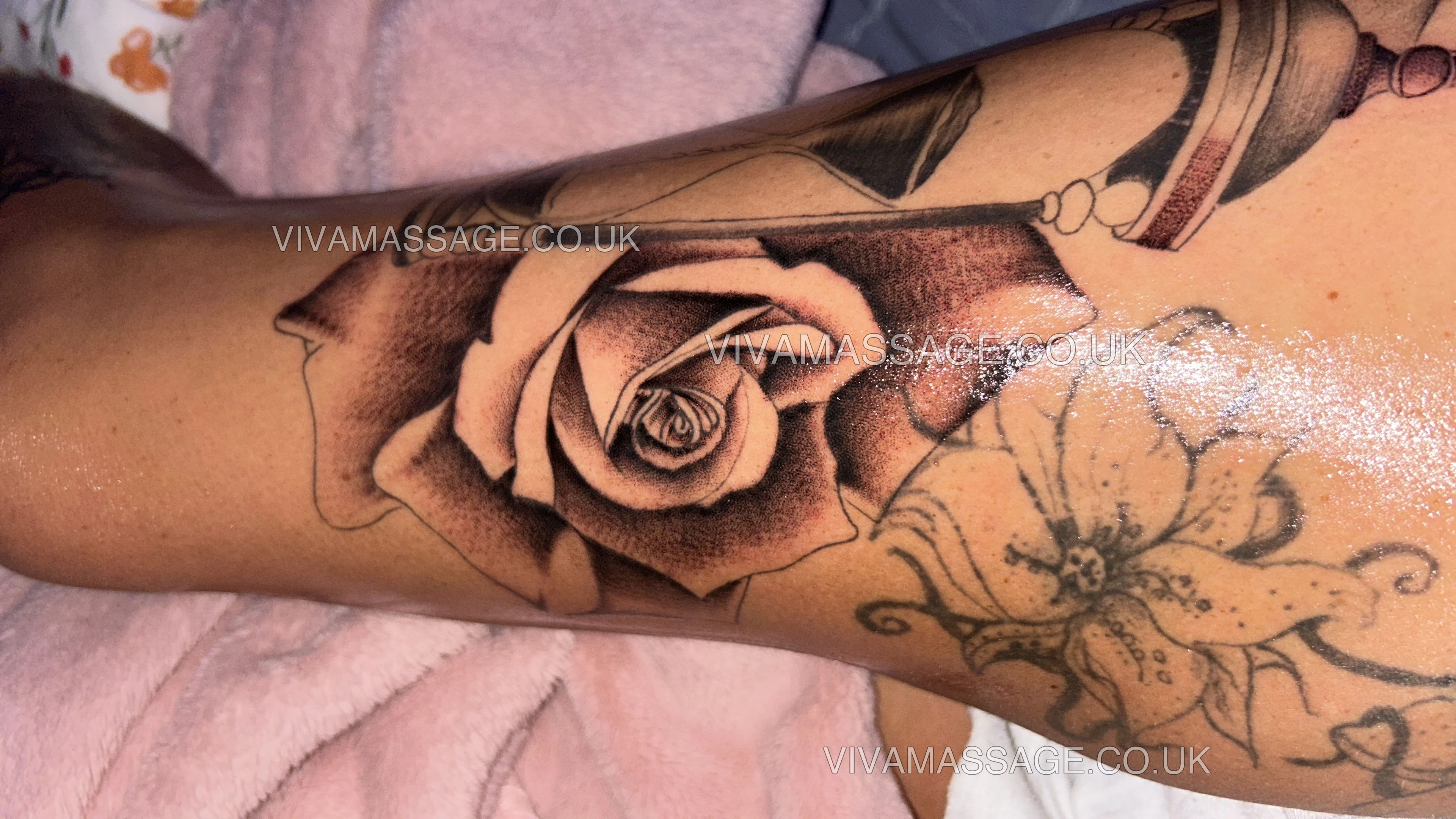 Photo 54 of EnglishBeckz