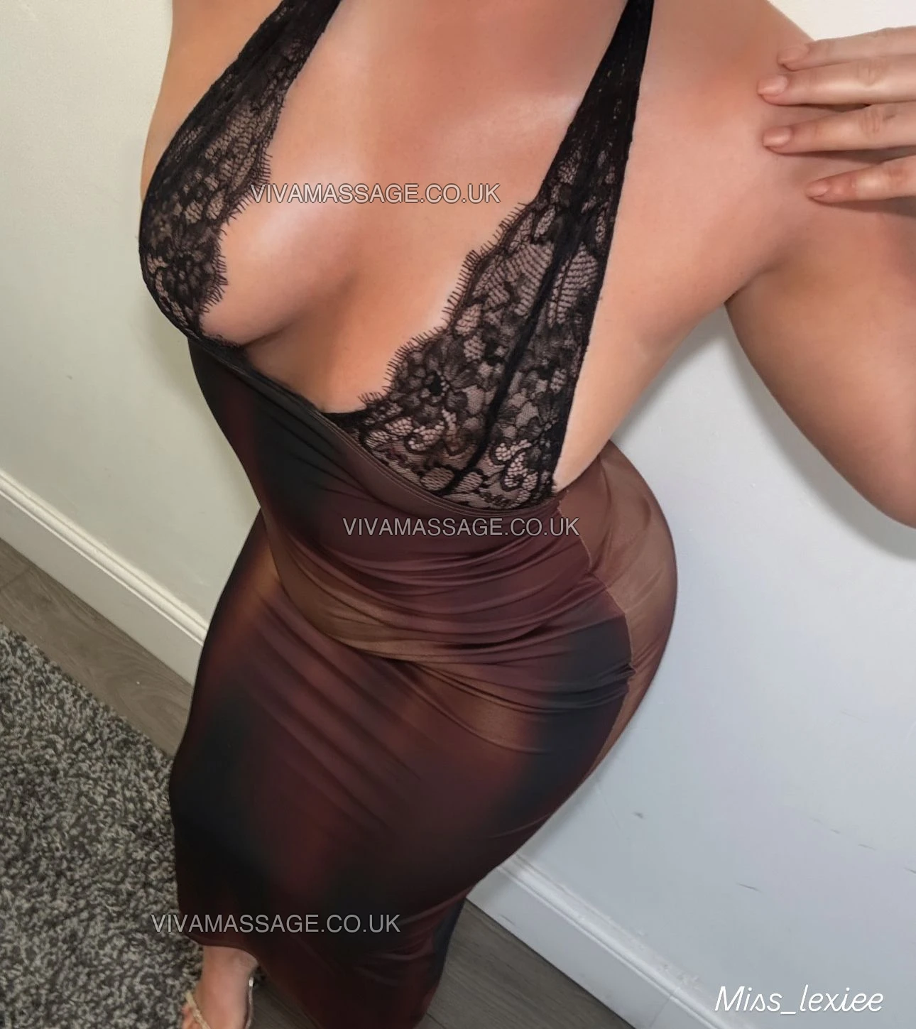 Photo 4 of miss_lexiee 