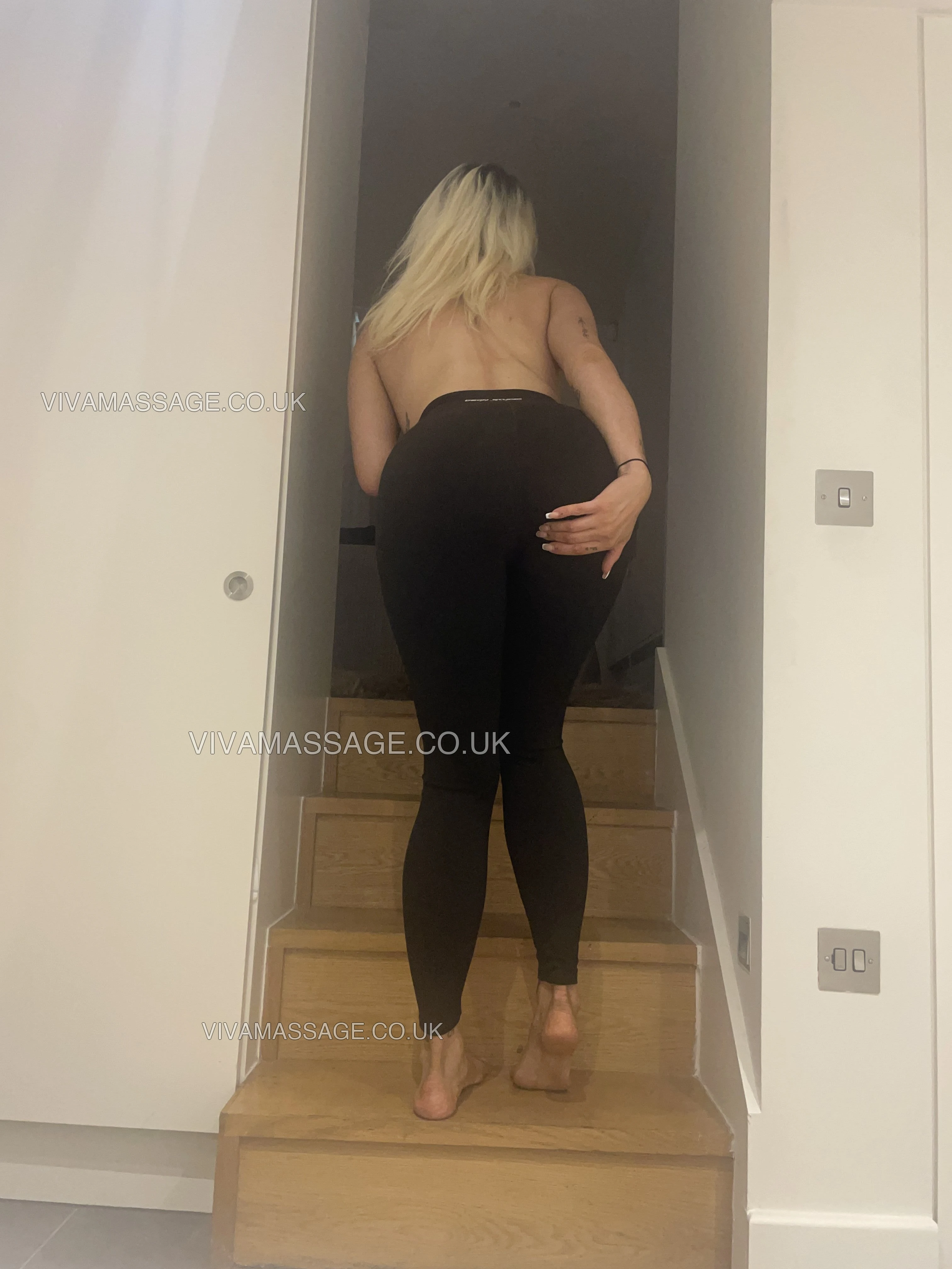 Photo 8 of EnglishAngel