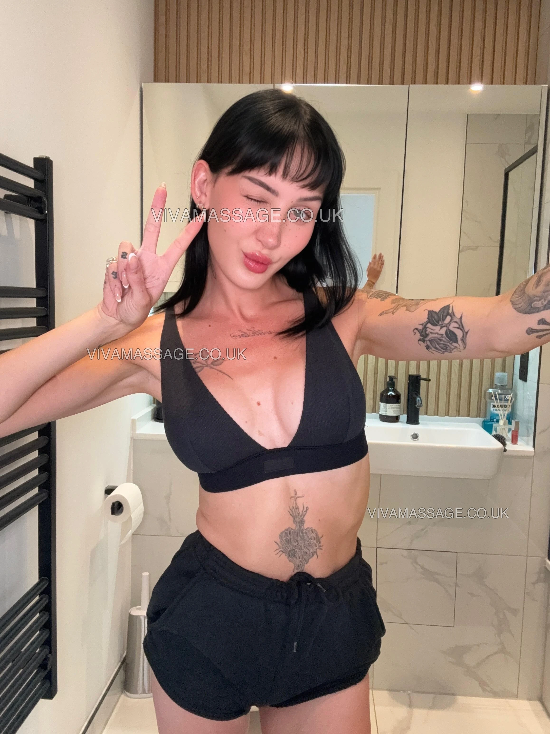 Photo 22 of Gia Avery