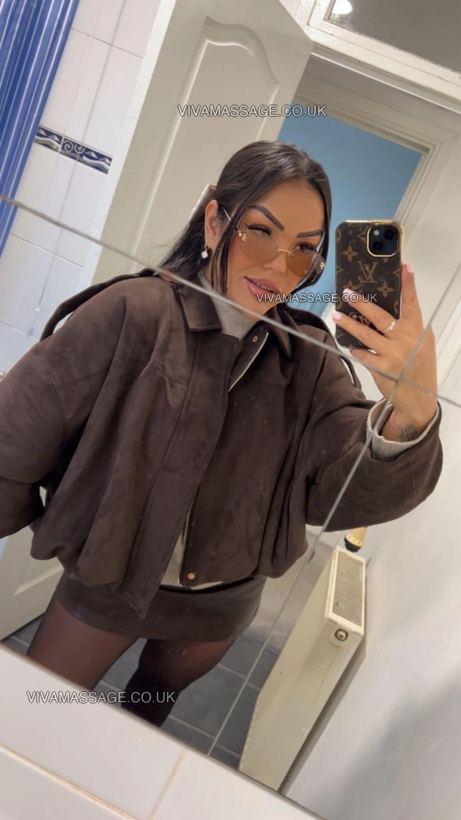 Photo 1 of Yara Party Brunette