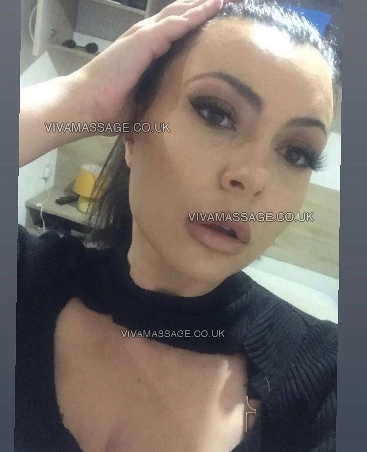 Photo 1 of Ruby_Roxxx