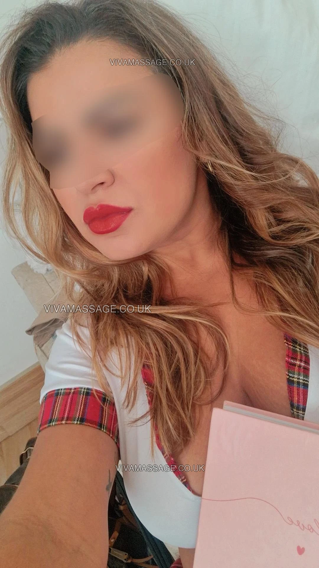 Photo 1 of AMAZING LUNA