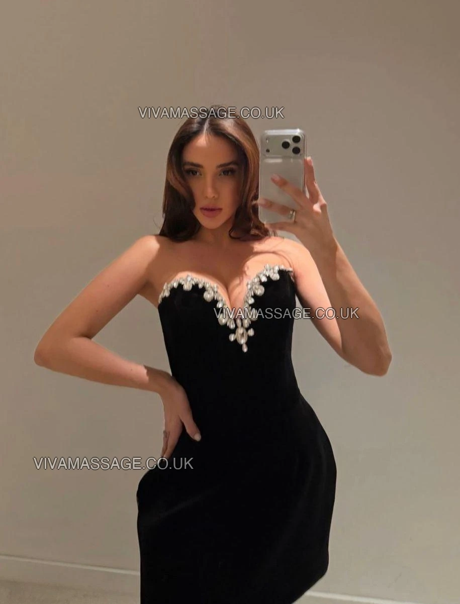 Photo 2 of Georgina Belmont