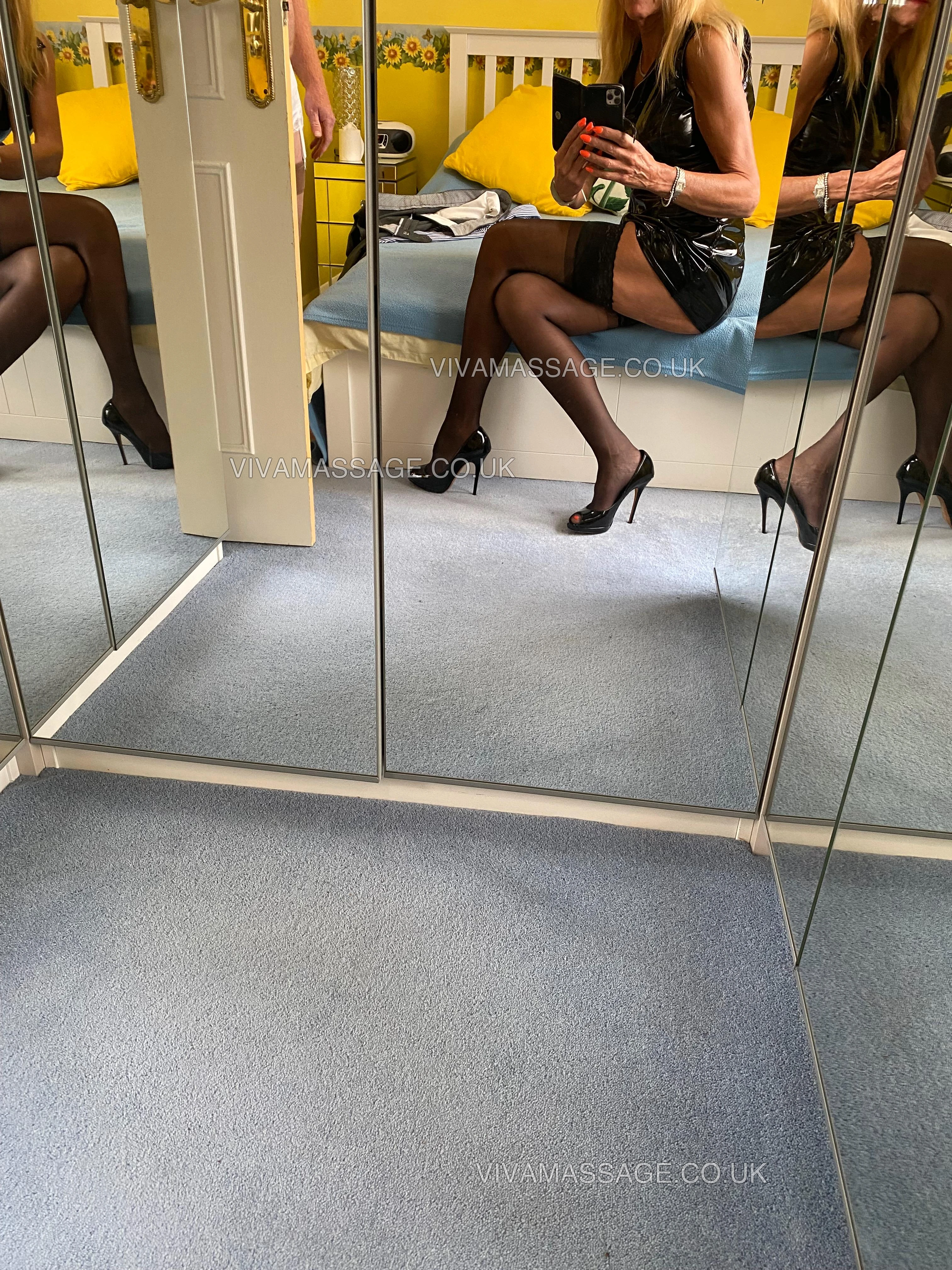 Photo 4 of Gemm 4 you Surrey