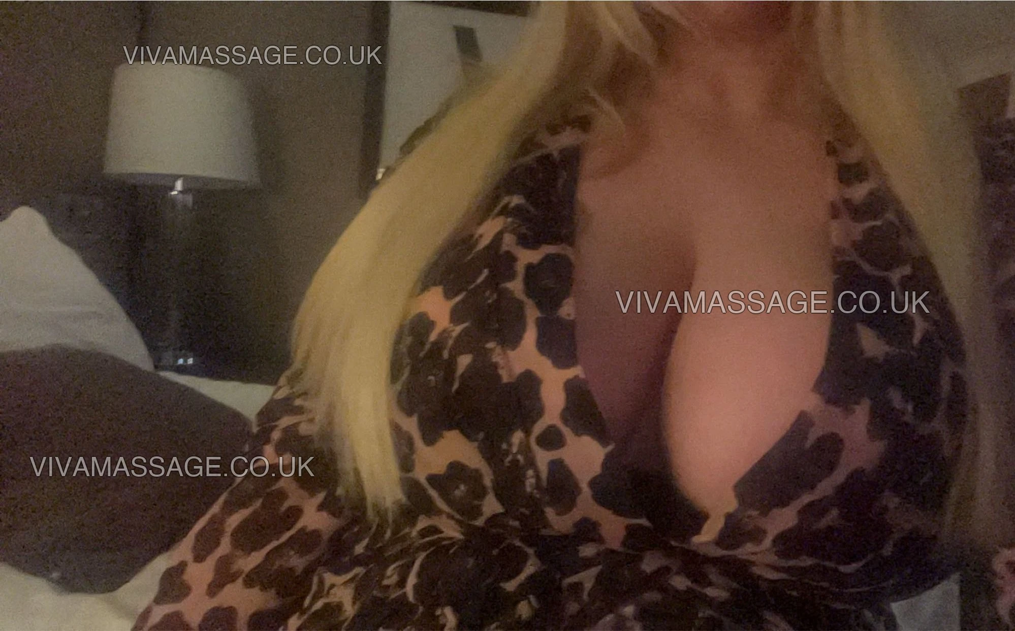 Photo 18 of BritishCurvyBabe