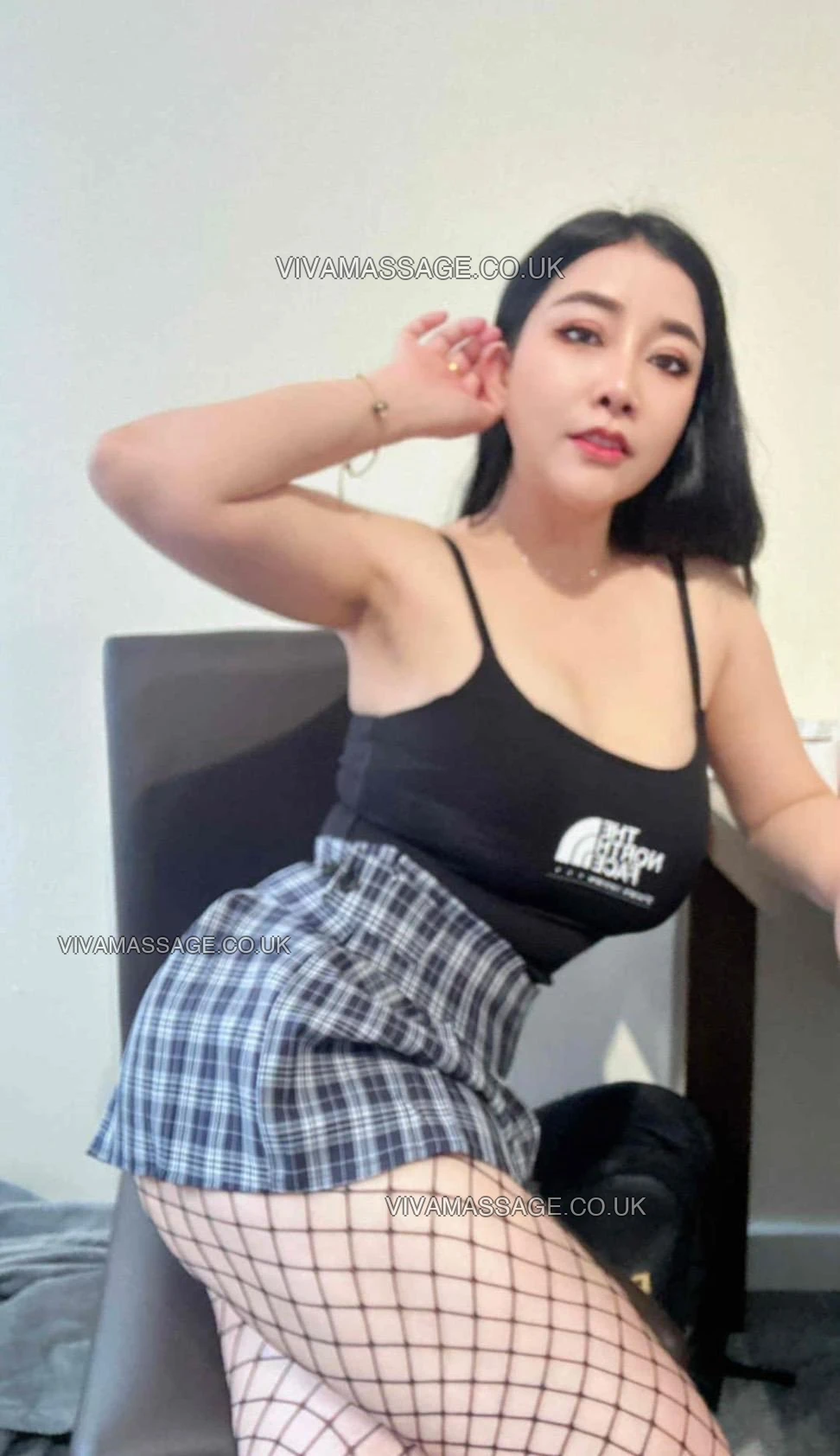 Photo 1 of Busty Nina Thai     