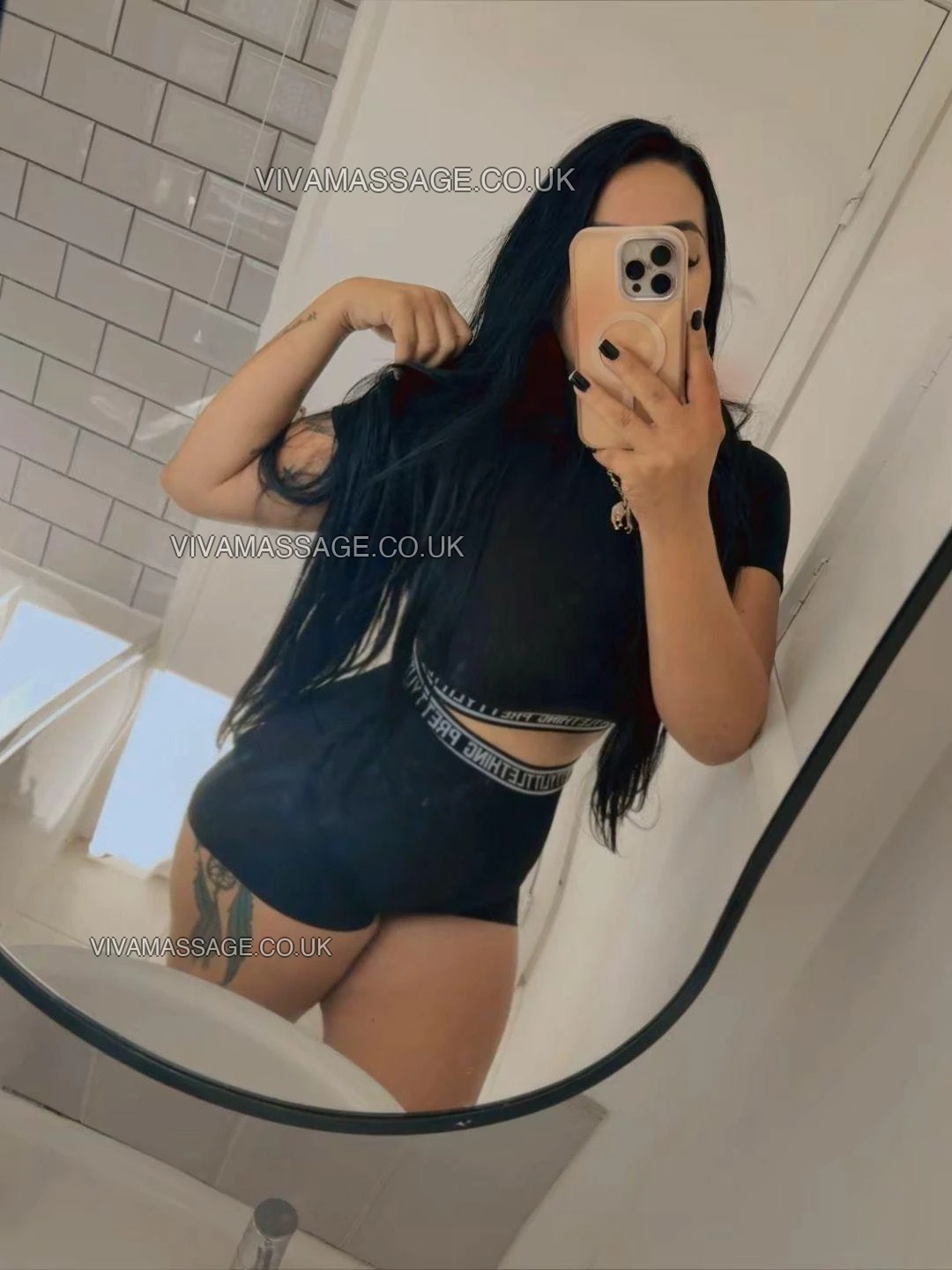 Photo 22 of Angelina Jolie