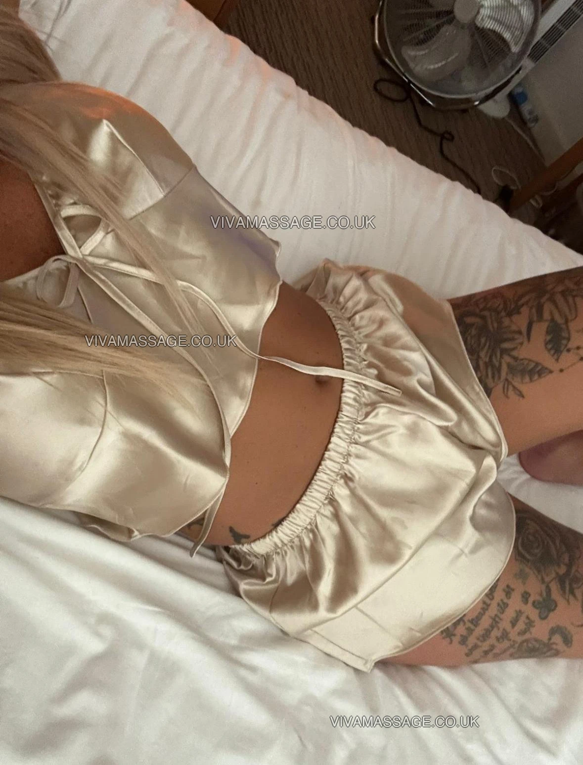 Photo 7 of XEnglishSiennaX