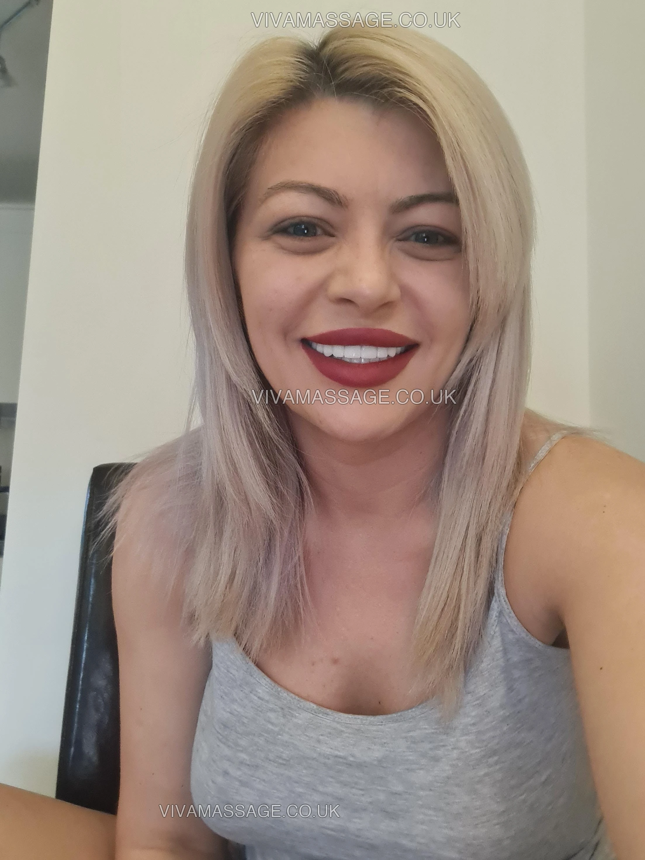 Photo 1 of Alice_queen