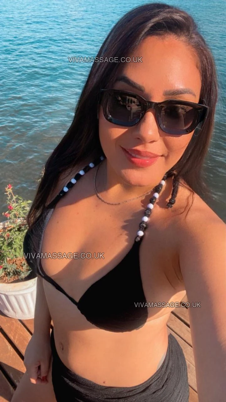 Photo 3 of UnforgettableSabrina