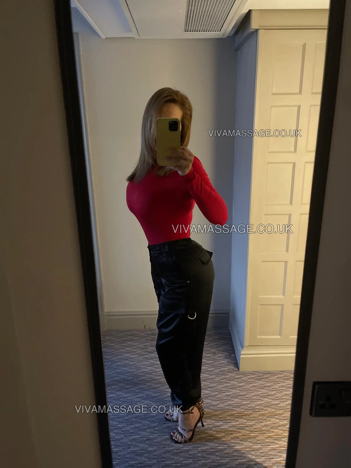 Photo 1 of NIKOL COLOMBIA