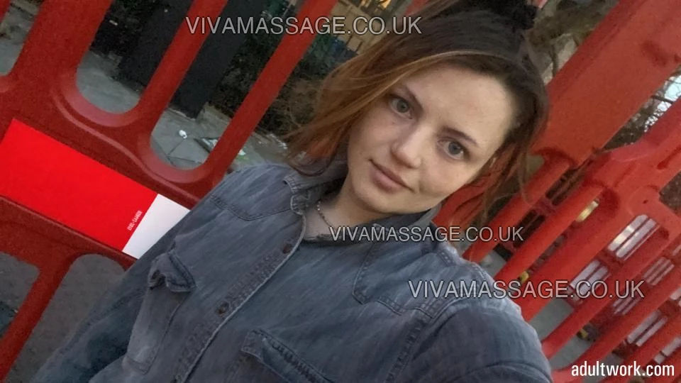 Photo 9 of Miss-Sarah-English