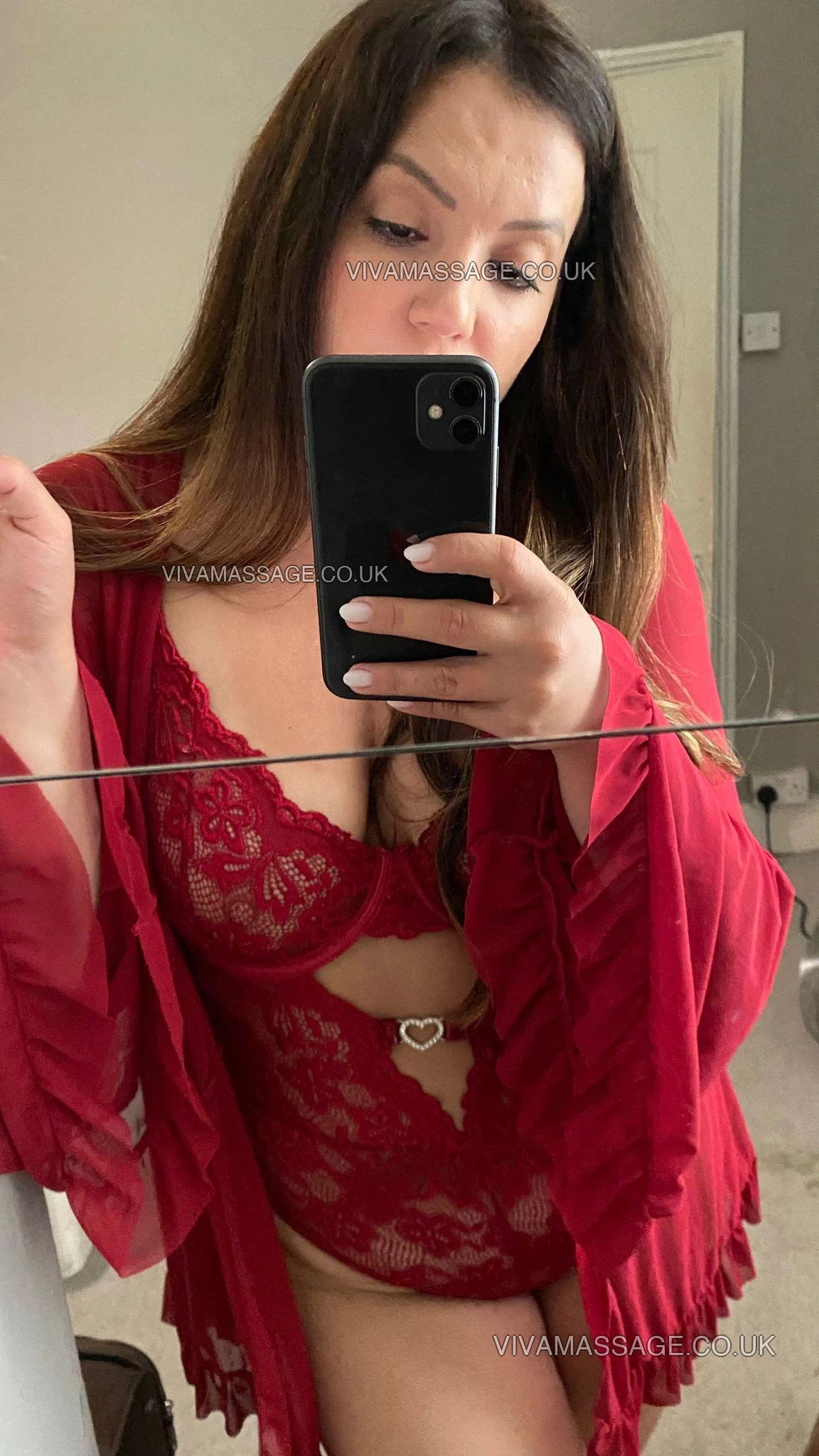 Photo 3 of NAUGHTY_ALINE