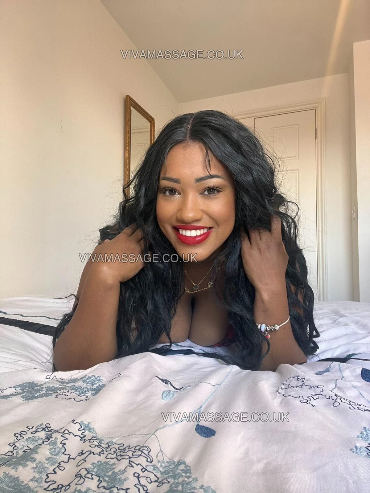 Photo 3 of TINA  BRAZILIAN