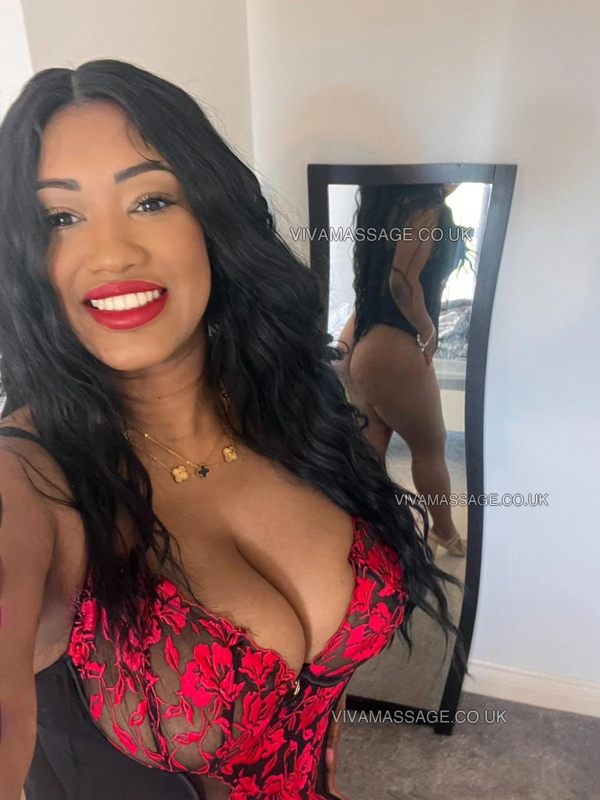 Photo 2 of TINA  BRAZILIAN