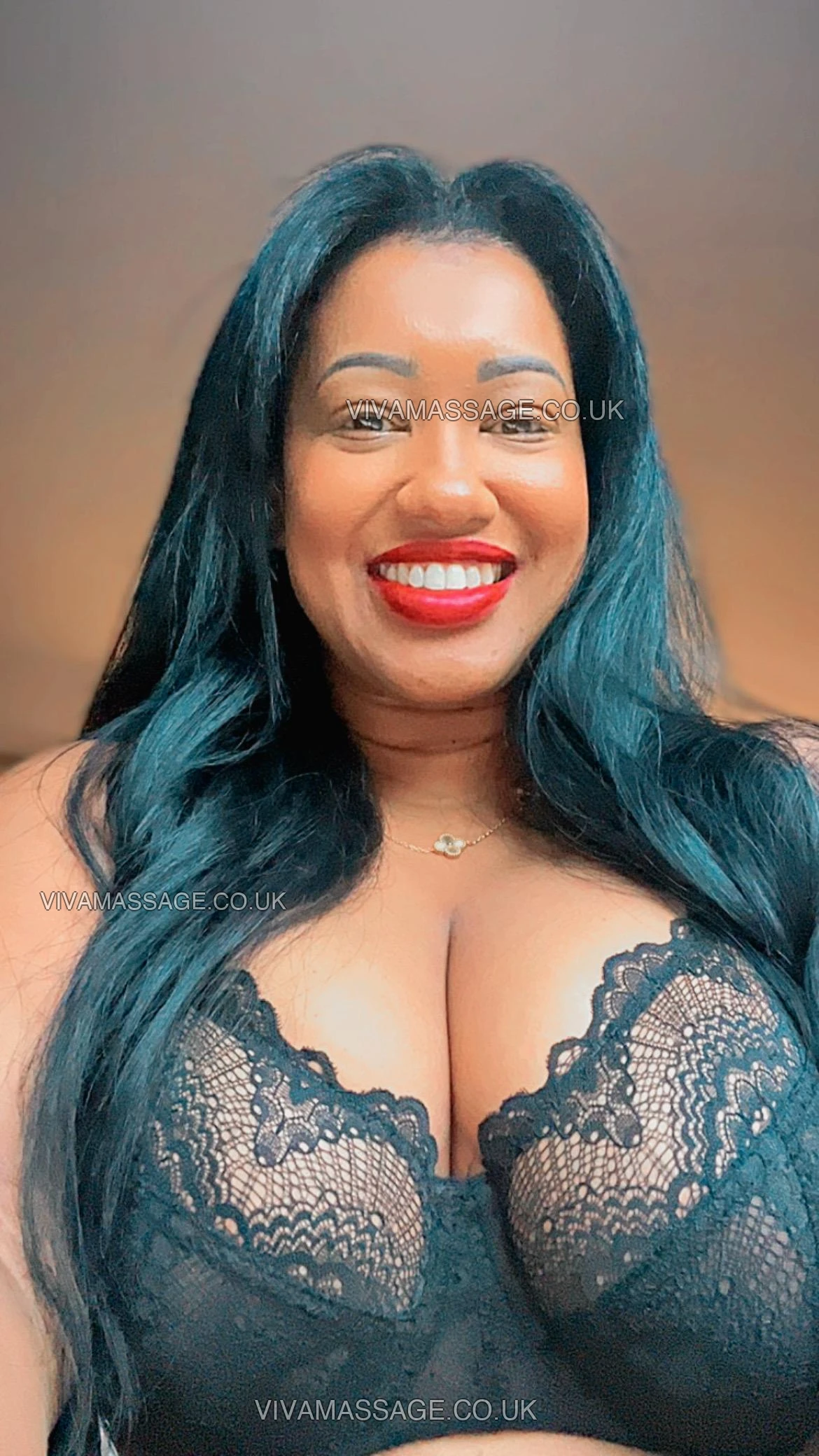 Photo 10 of TINA  BRAZILIAN