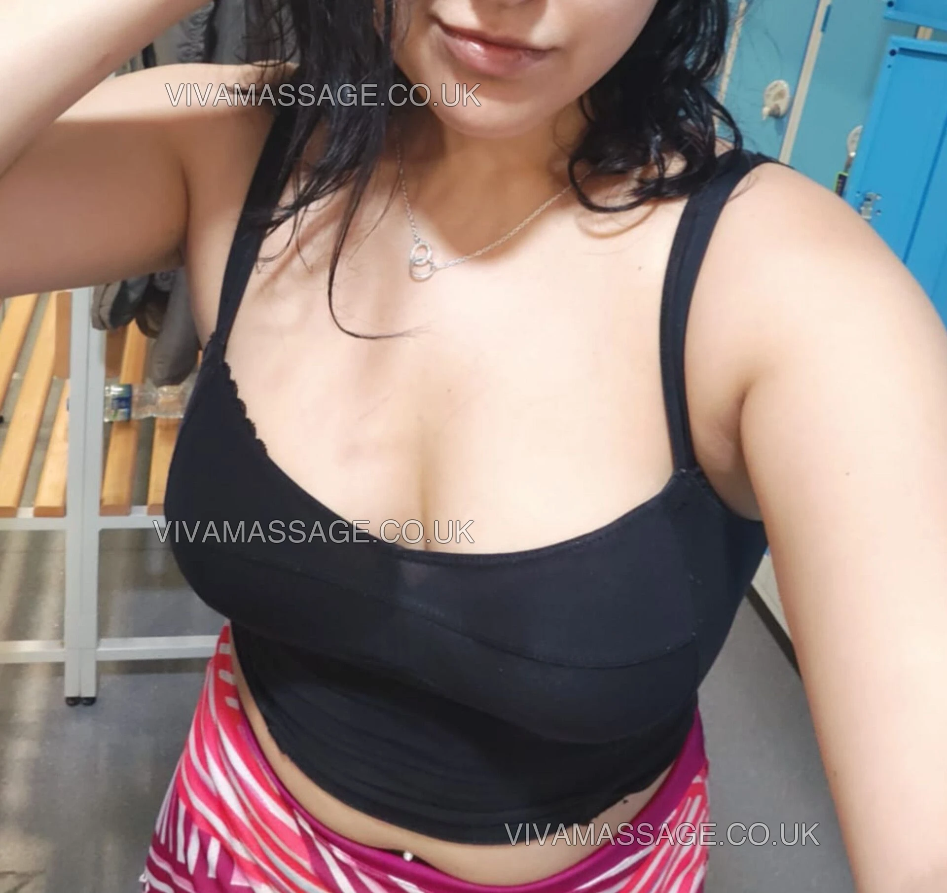 Photo 3 of AprilAutumn