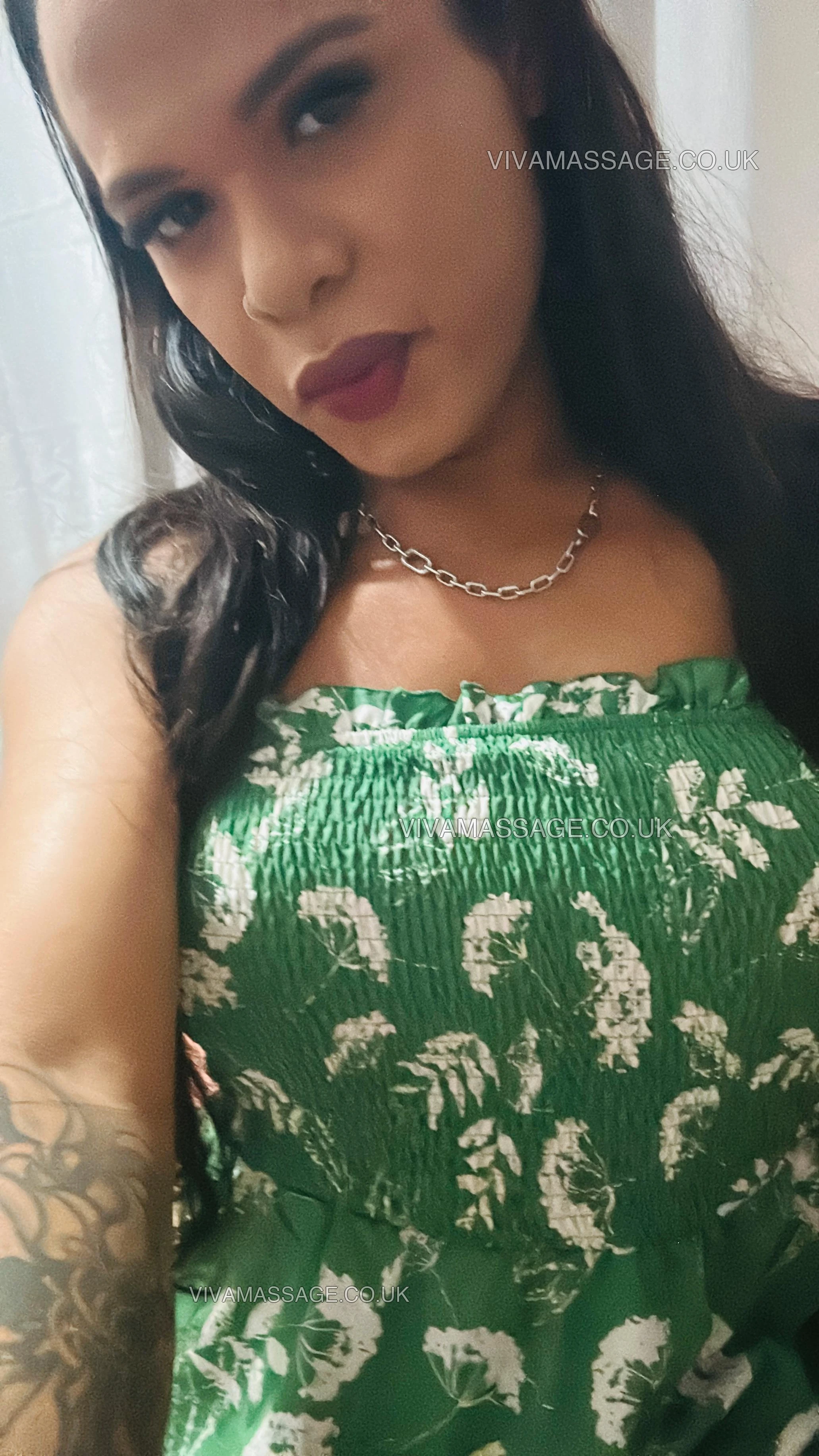 Photo 22 of Linna Alves 