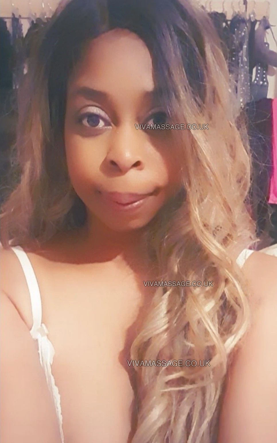 Photo 5 of EBONY_DIAMOND