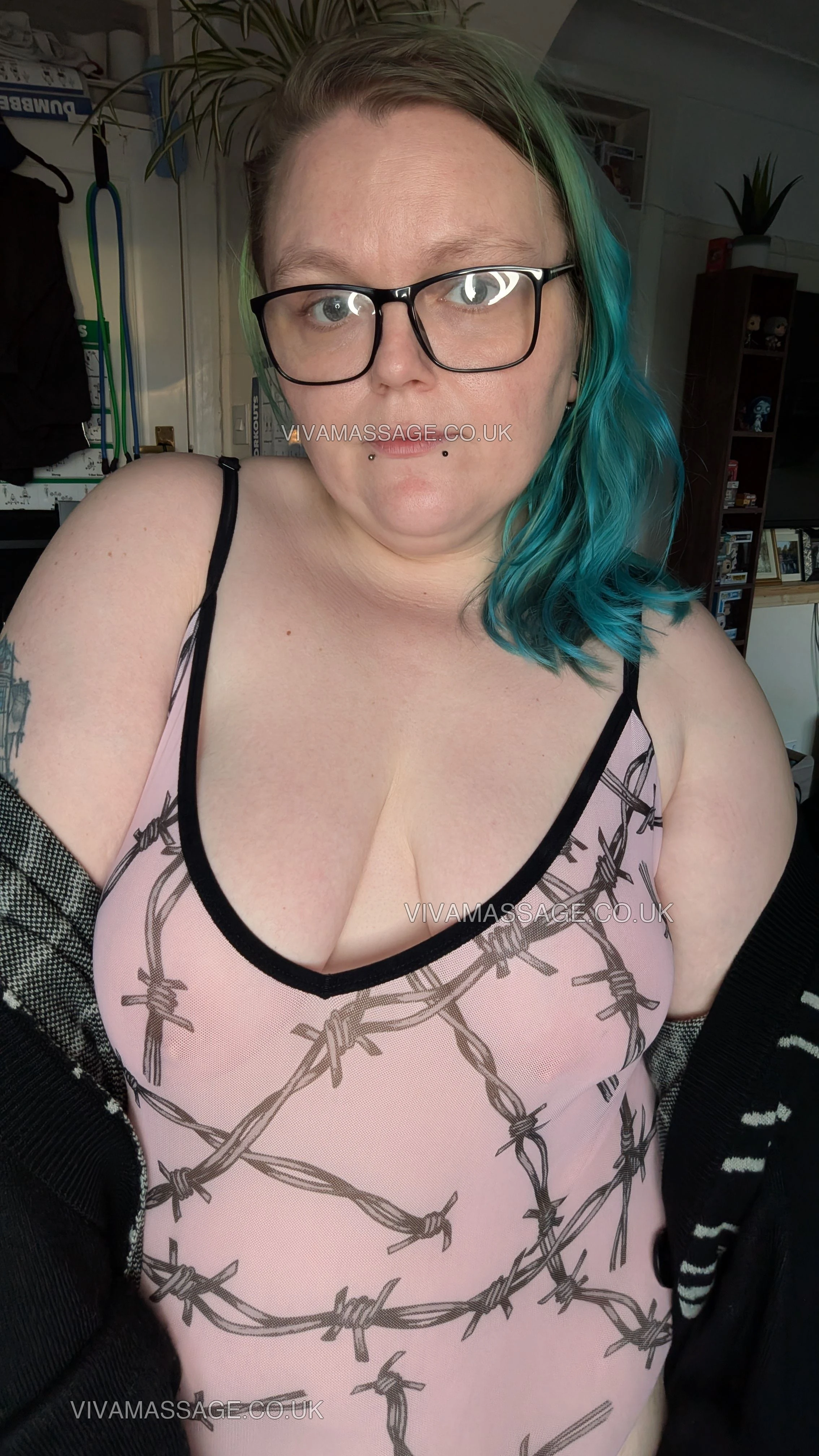 Photo 1 of CurvyDixxie