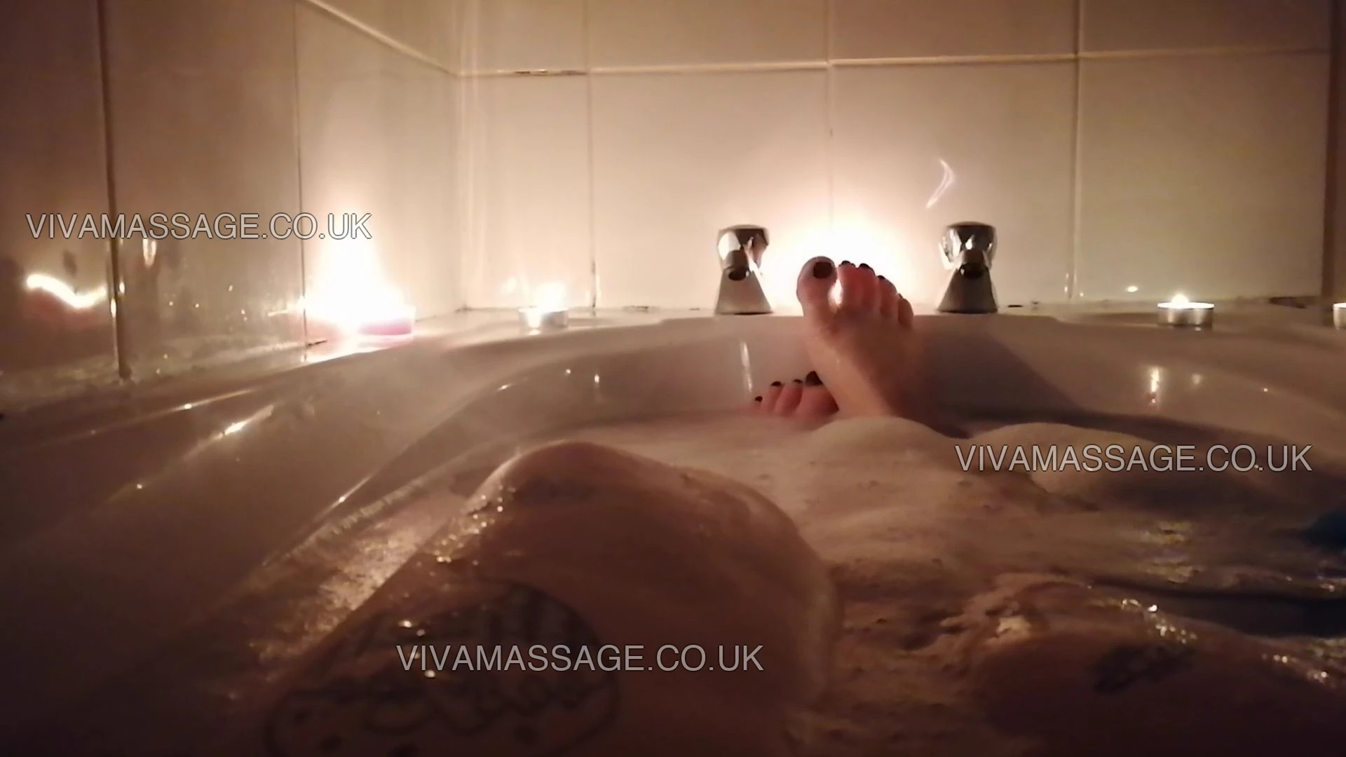 Photo 4 of CurvyDixxie