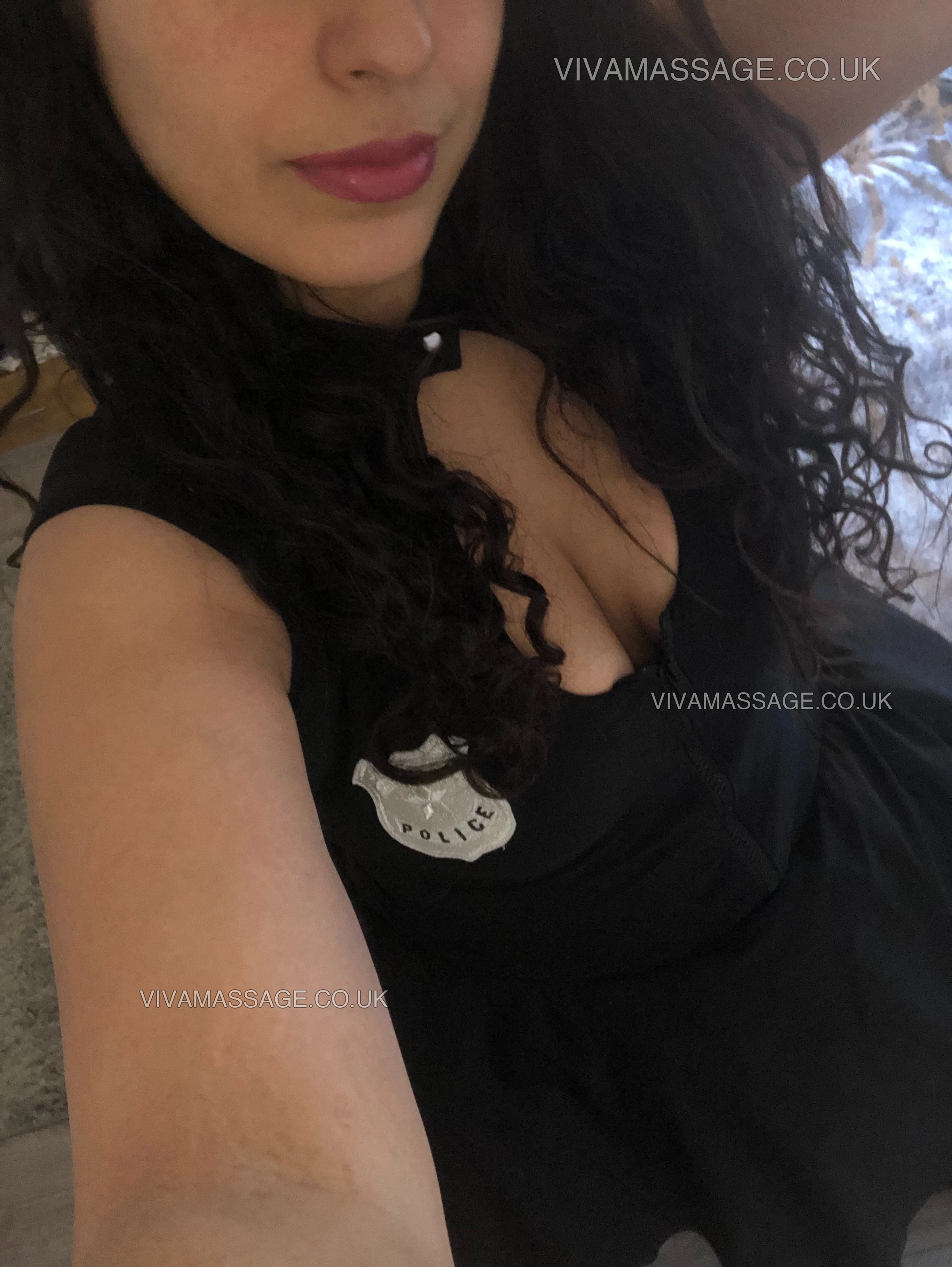 Photo 11 of sexysaffronxx