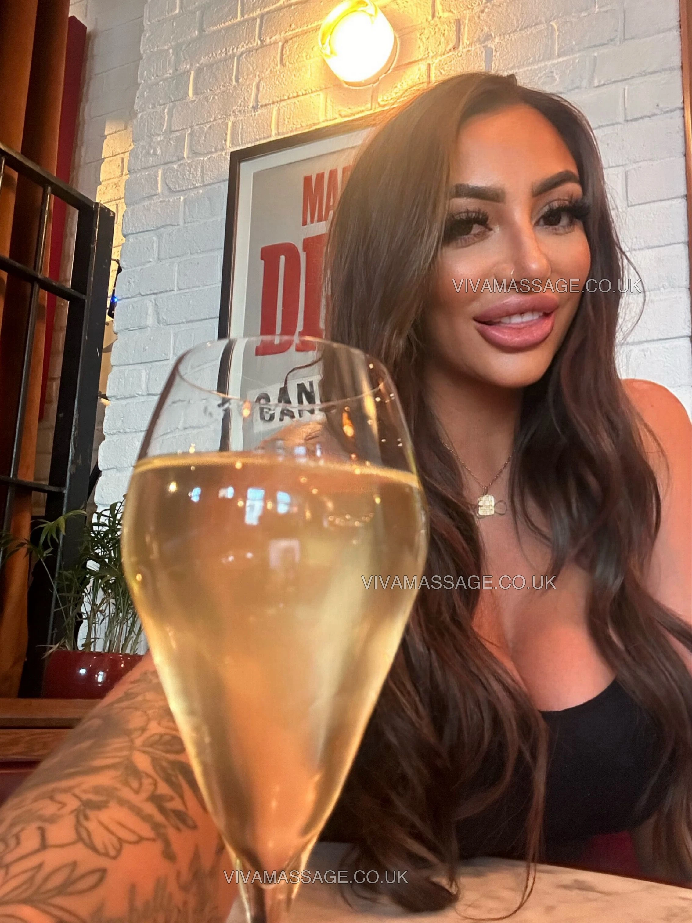 Photo 14 of Amelia_Moore