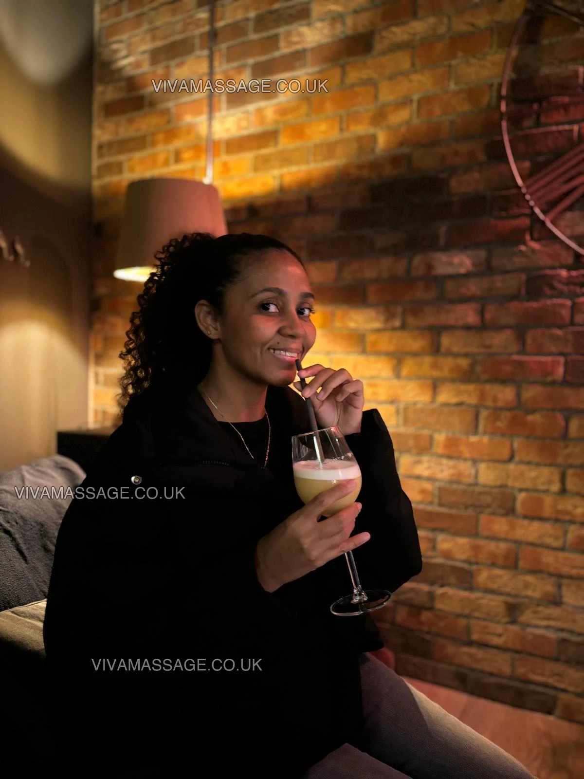 Photo 6 of Stunning Julia