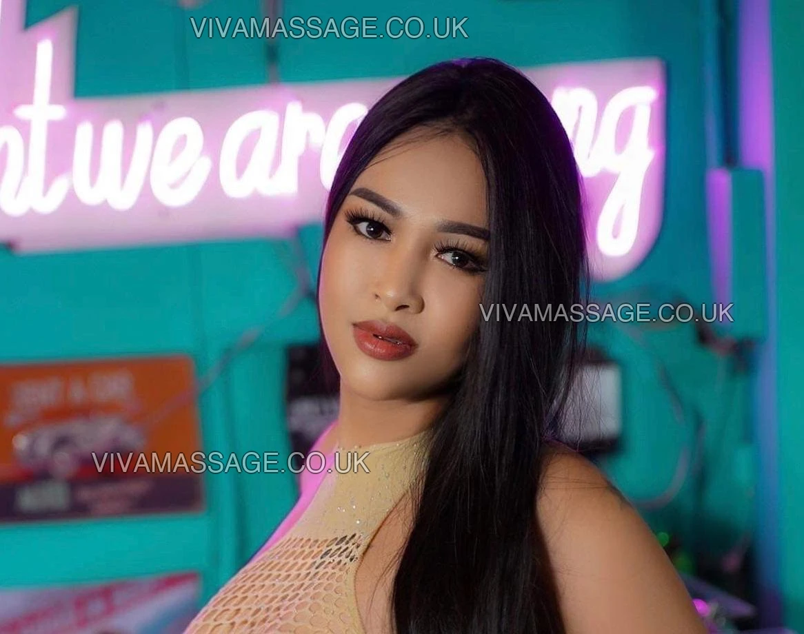 Photo 1 of Bella_Thai_Lady