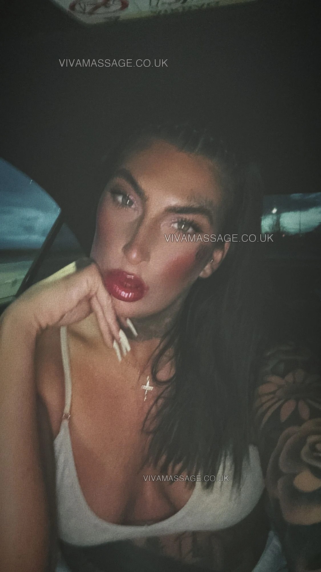 Photo 31 of Talia_UK