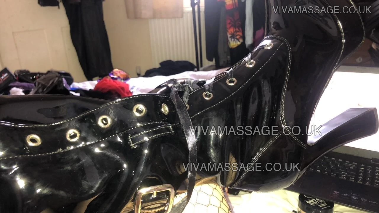 Photo 2 of TVMissJen