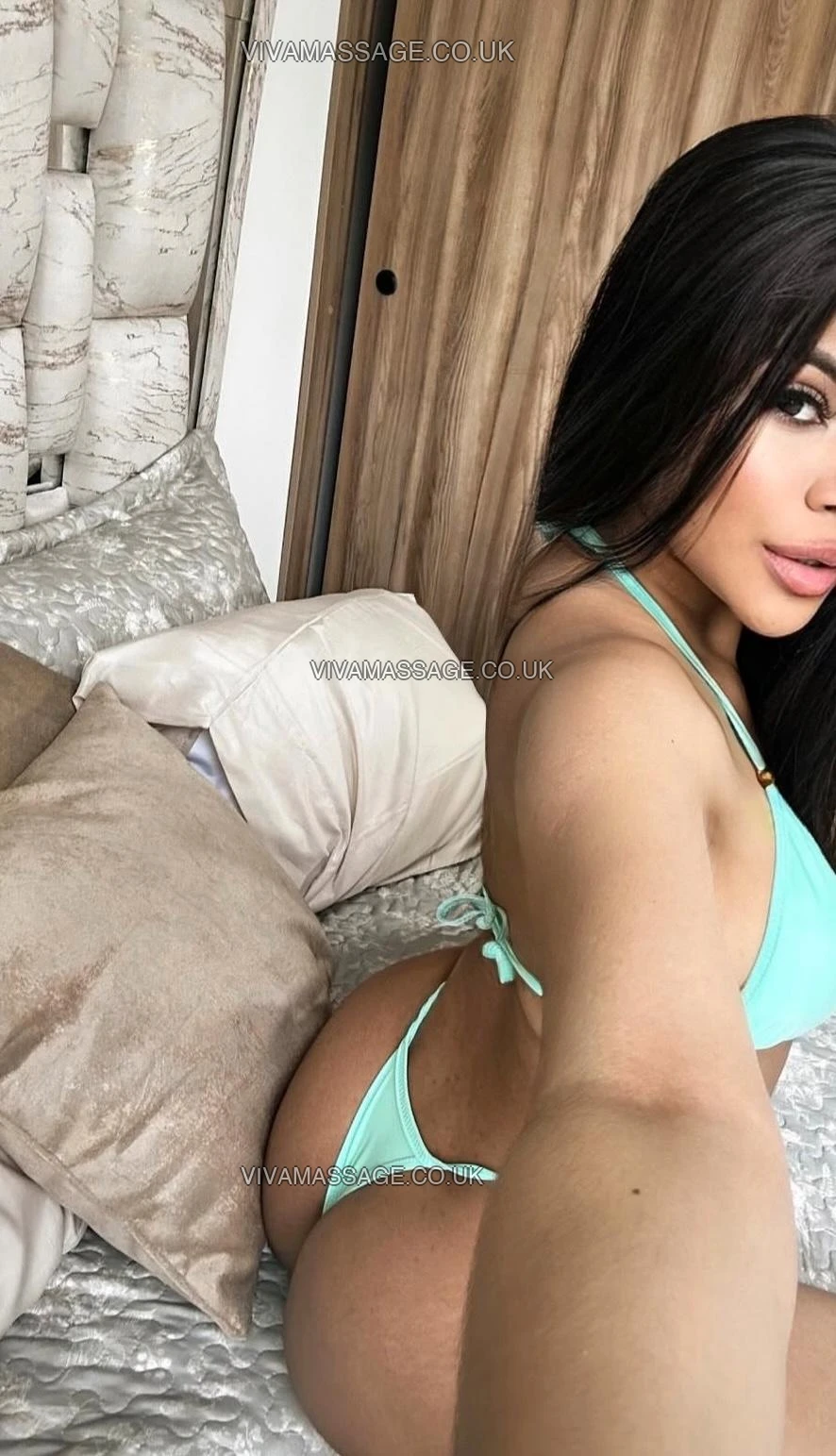 Photo 2 of Vivianebrazilian25